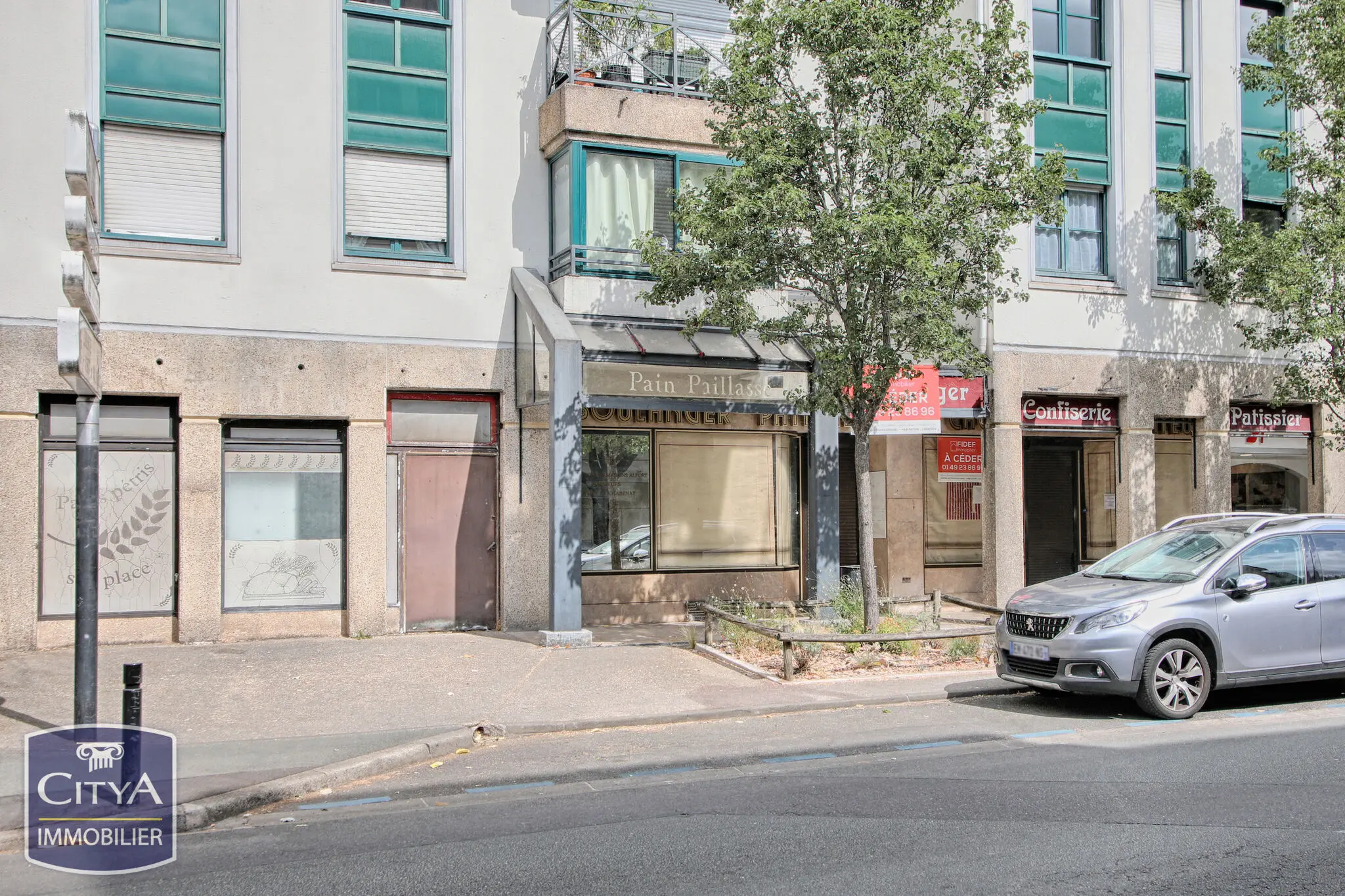 Photo 9 Local Commercial 142m²