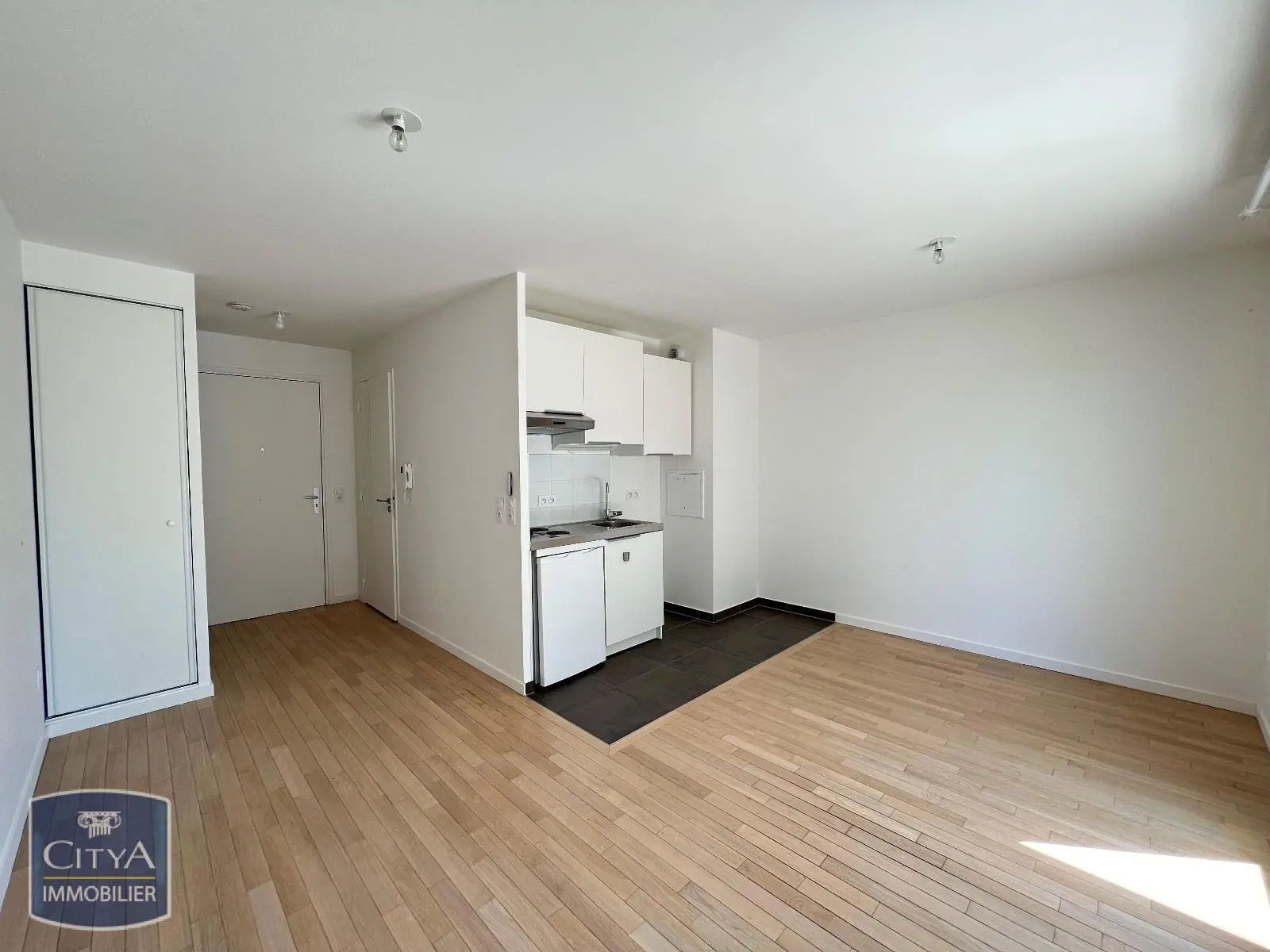 Photo 4 Appartement 1 pièce 26.09m²