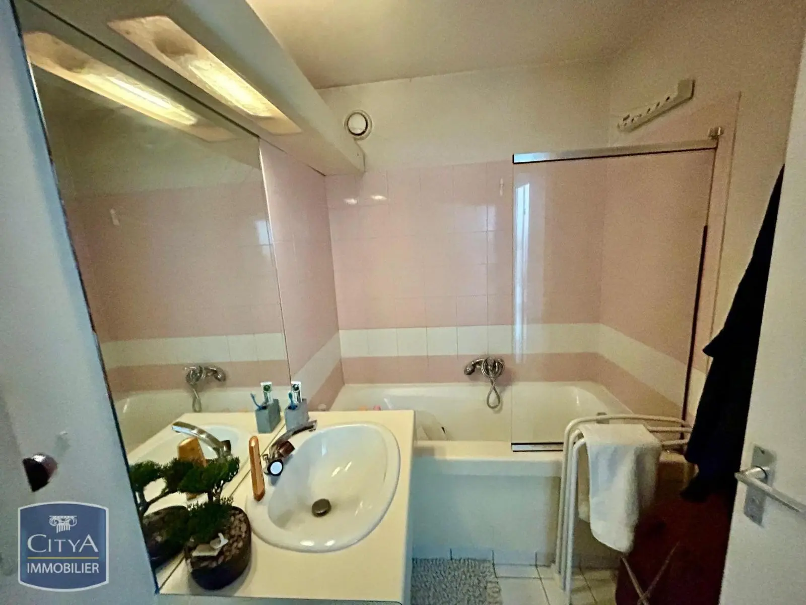 Photo 5 Appartement 1 pièce 24.12m²