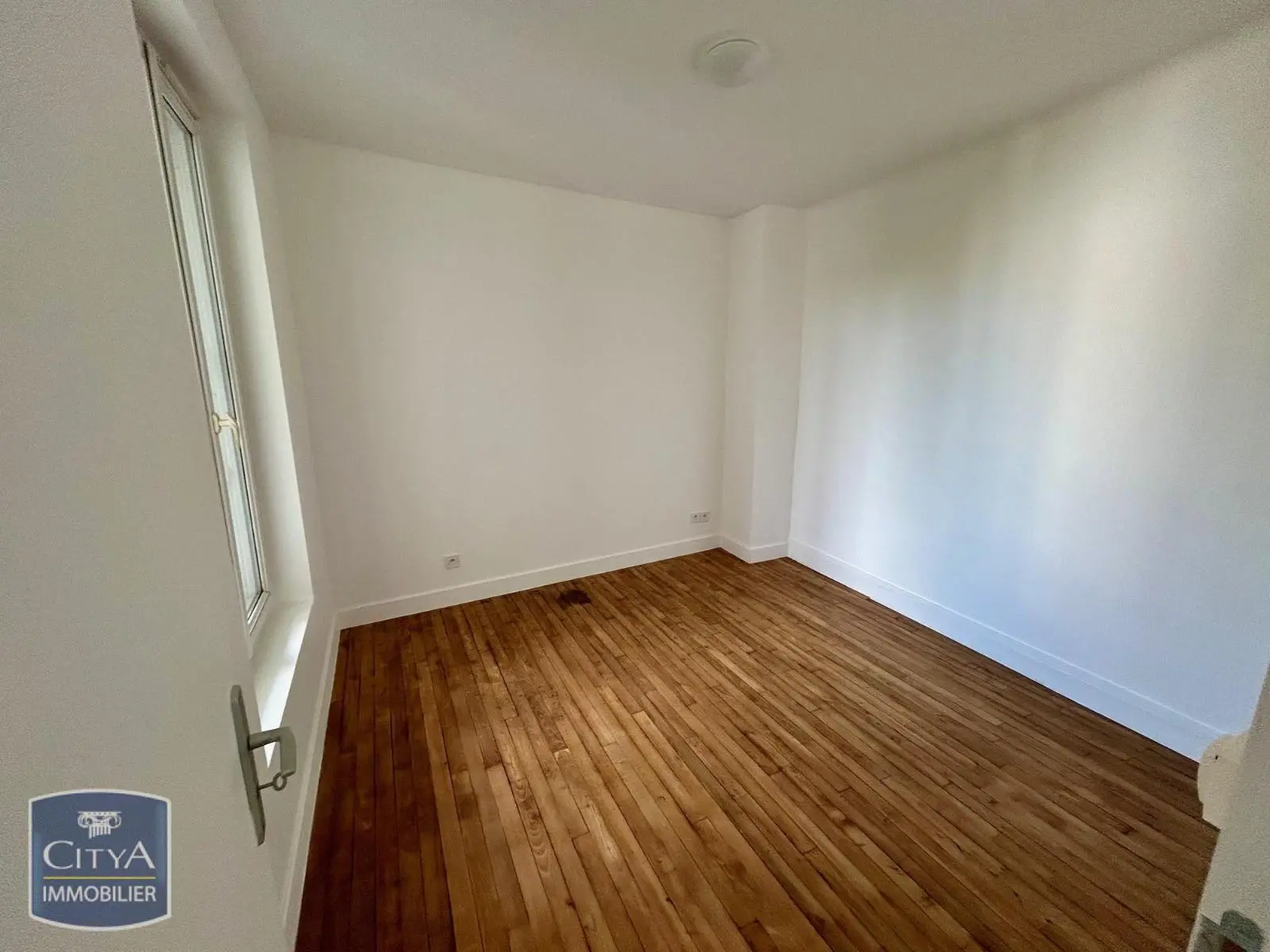 Photo 1 Appartement 2 pièces 33.53m²