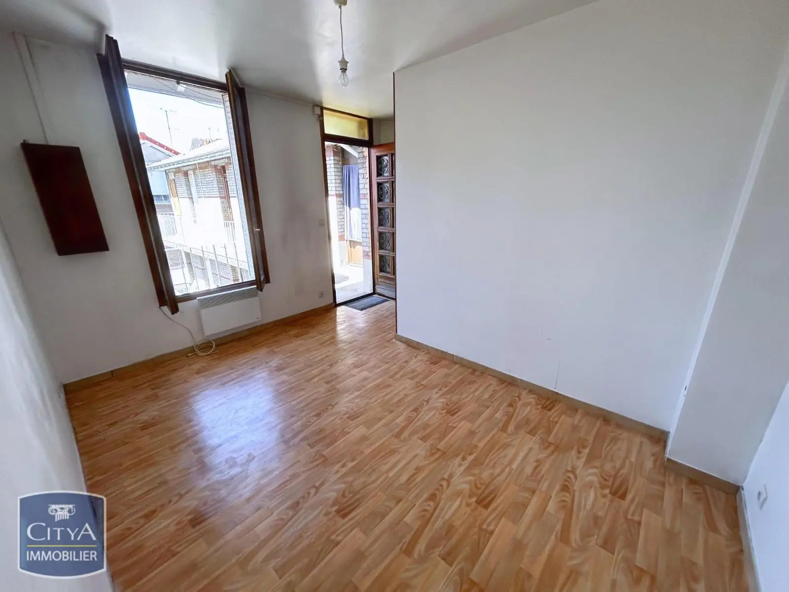 Photo 1 Appartement 1 pièce 17.68m²