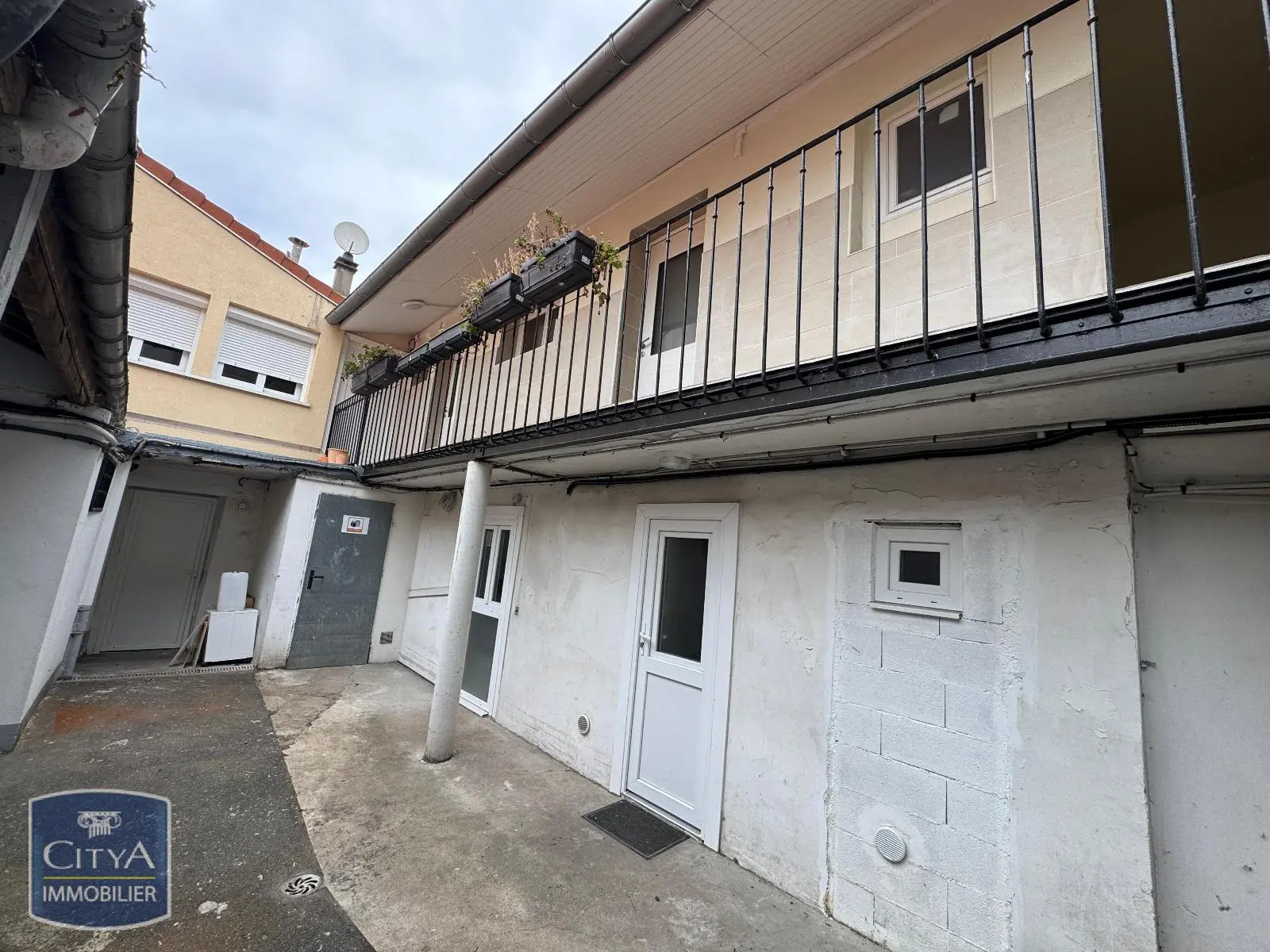 Photo 8 Appartement 1 pièce 15.25m²