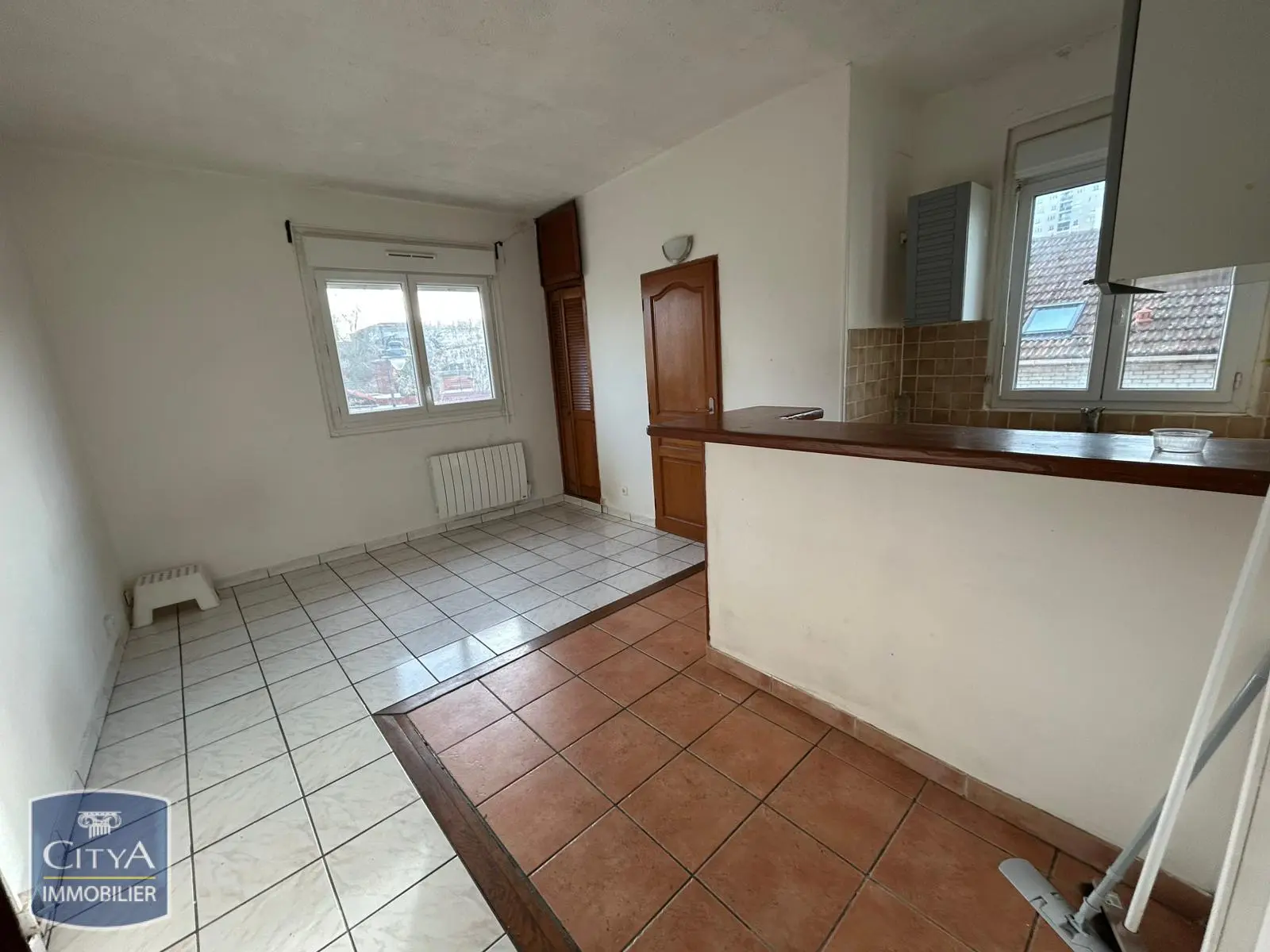 Photo 2 Appartement 1 pièce 20.32m²