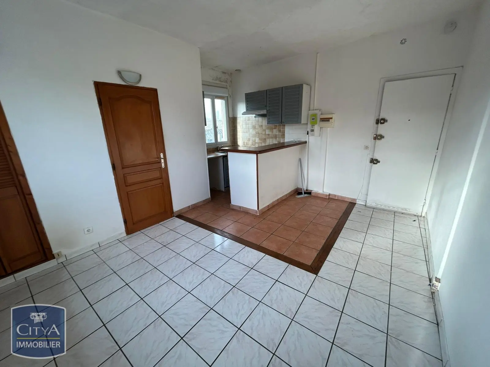 Photo 1 Appartement 1 pièce 20.32m²