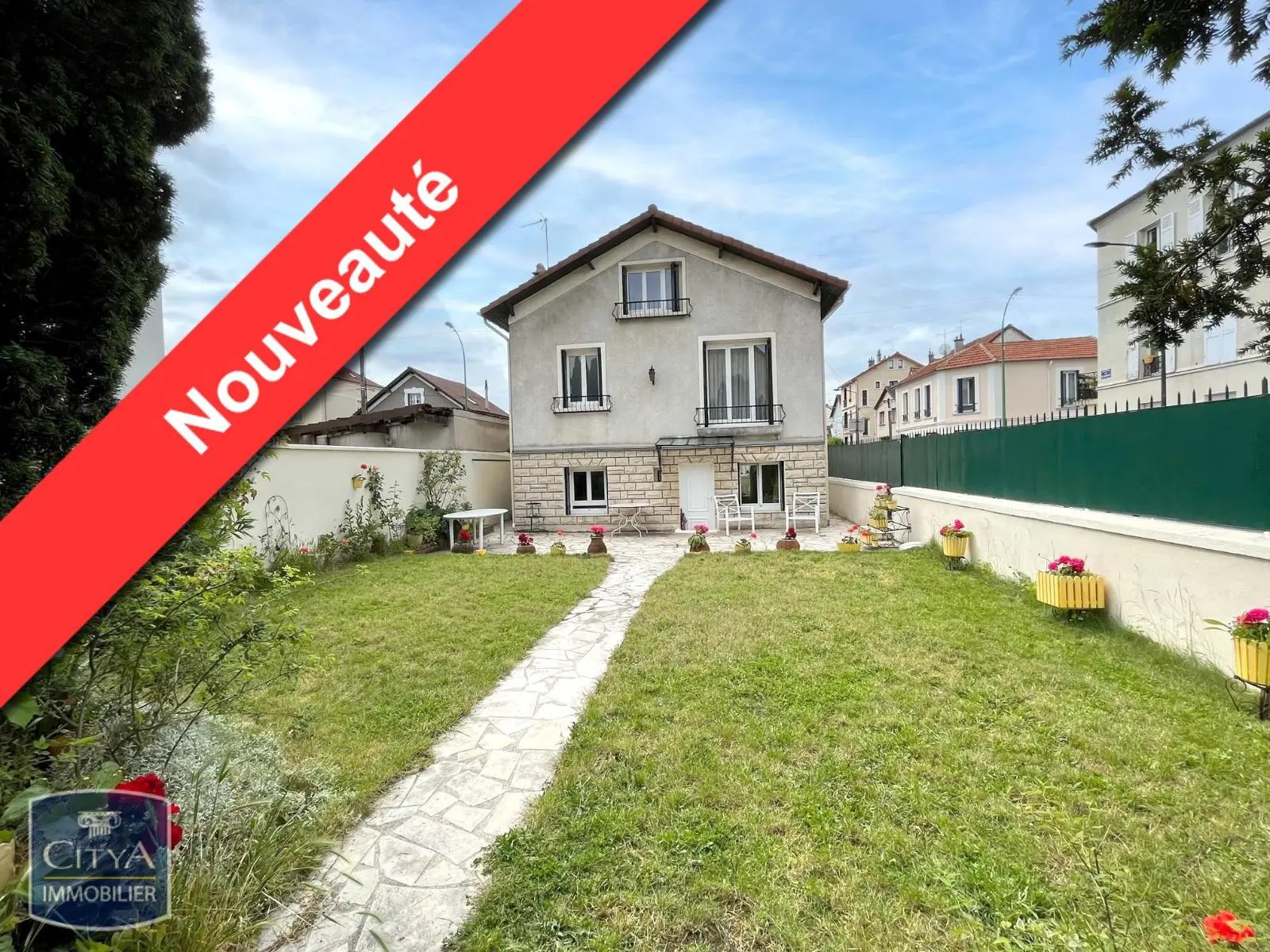 Photo 1 Maison 6 pièces 120m²