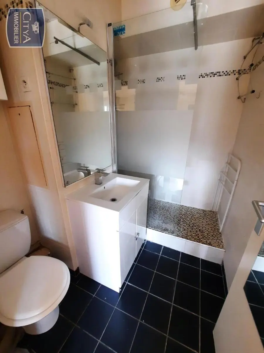 Photo 4 Appartement 1 pièce 31.8m²