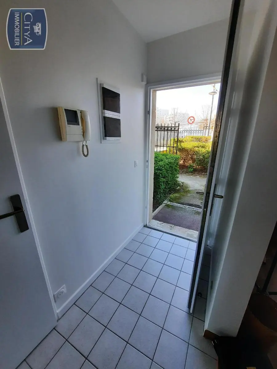 Photo 8 Appartement 1 pièce 27.53m²