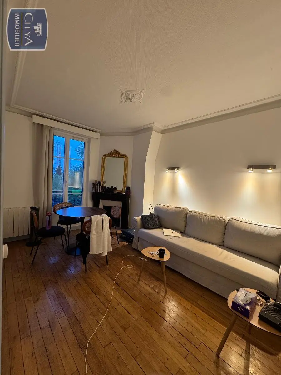 Photo 2 Appartement 1 pièce 22.82m²