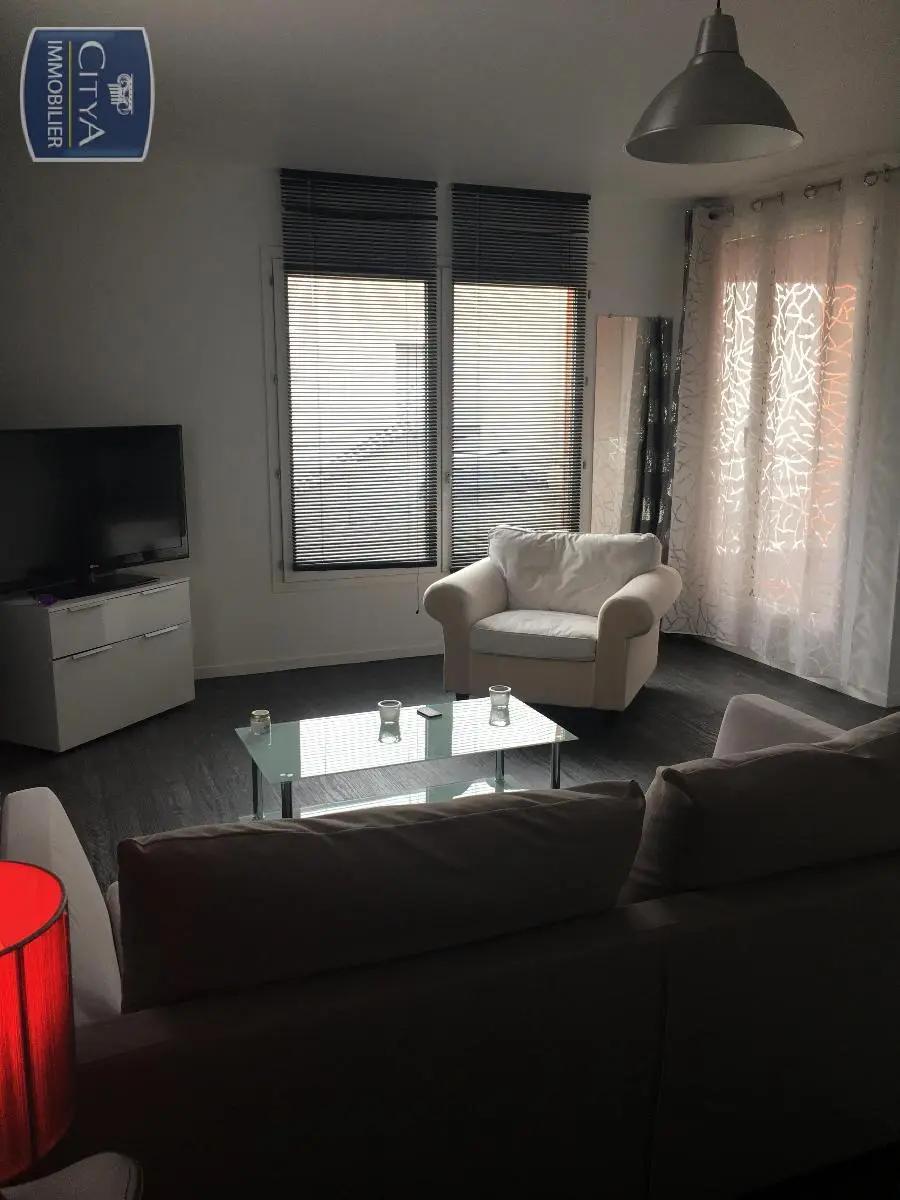 Photo 3 Appartement 1 pièce 30.57m²