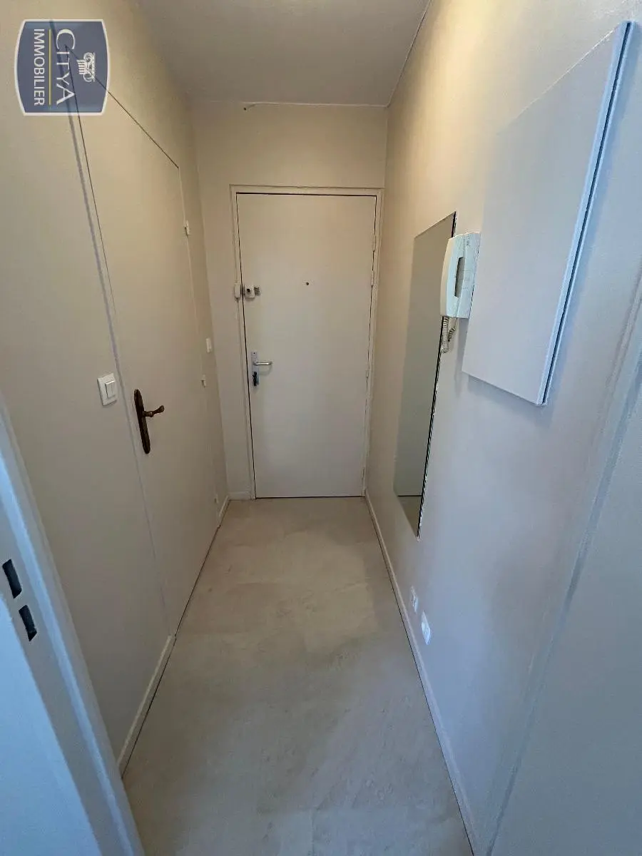Photo 5 Appartement 1 pièce 30.57m²