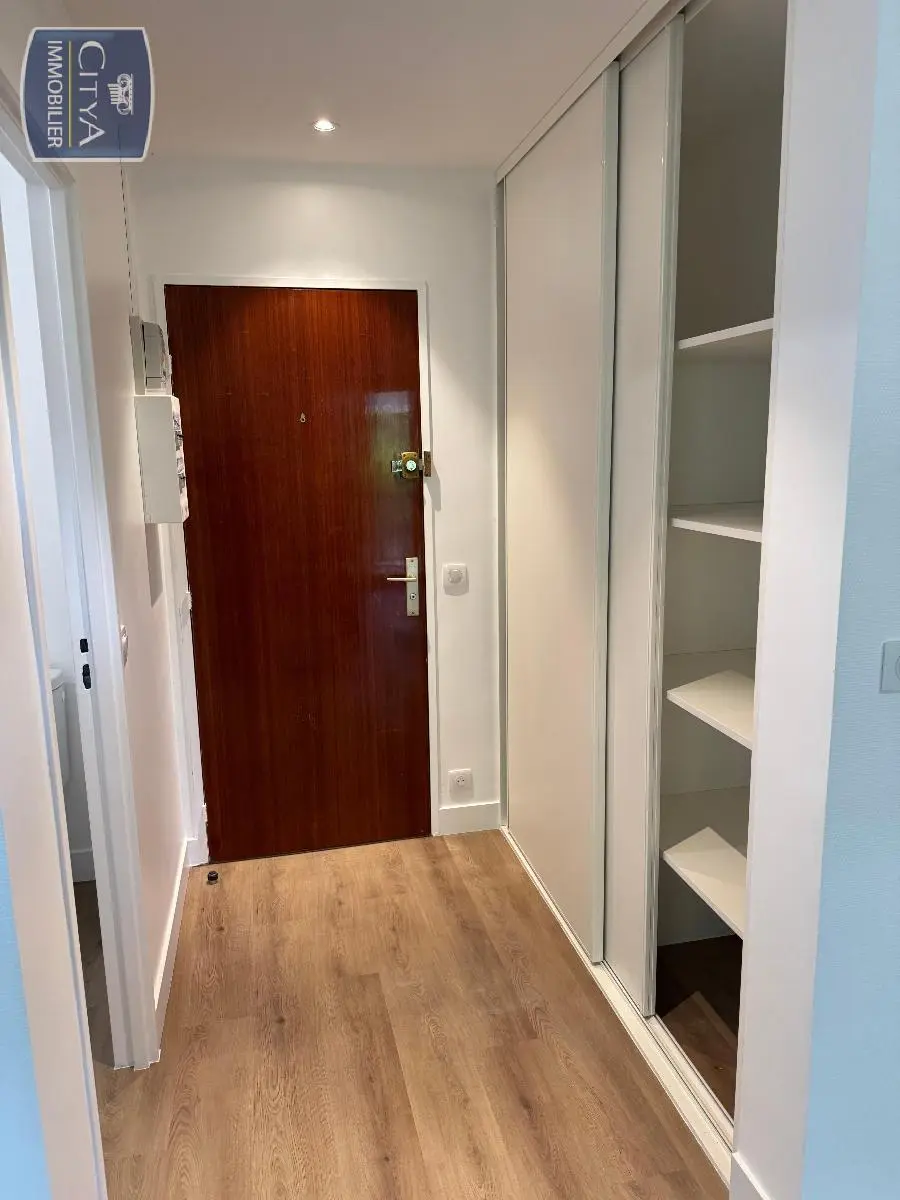 Photo 4 Appartement 1 pièce 29.98m²