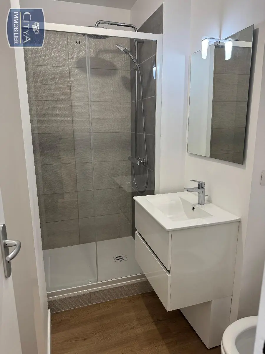 Photo 3 Appartement 1 pièce 29.98m²