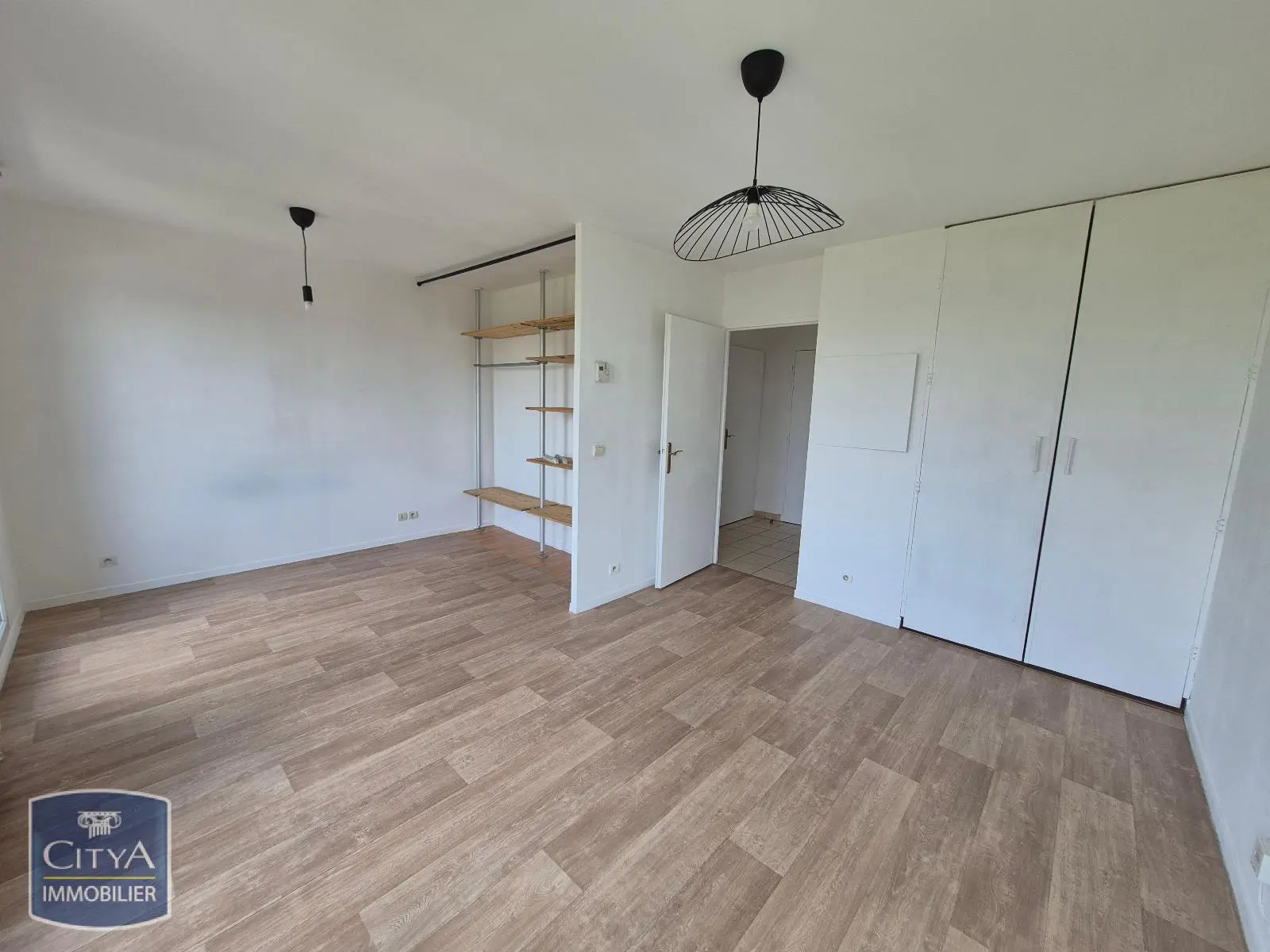 Photo 2 Appartement 1 pièce 30.35m²