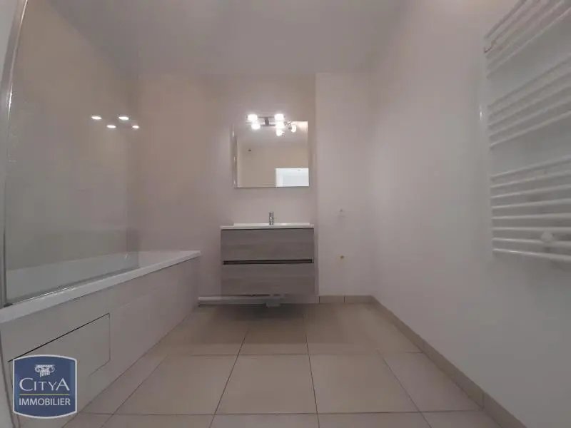 Bondoufle (91070) Appartement 3 pièces 61.69m² photo 3