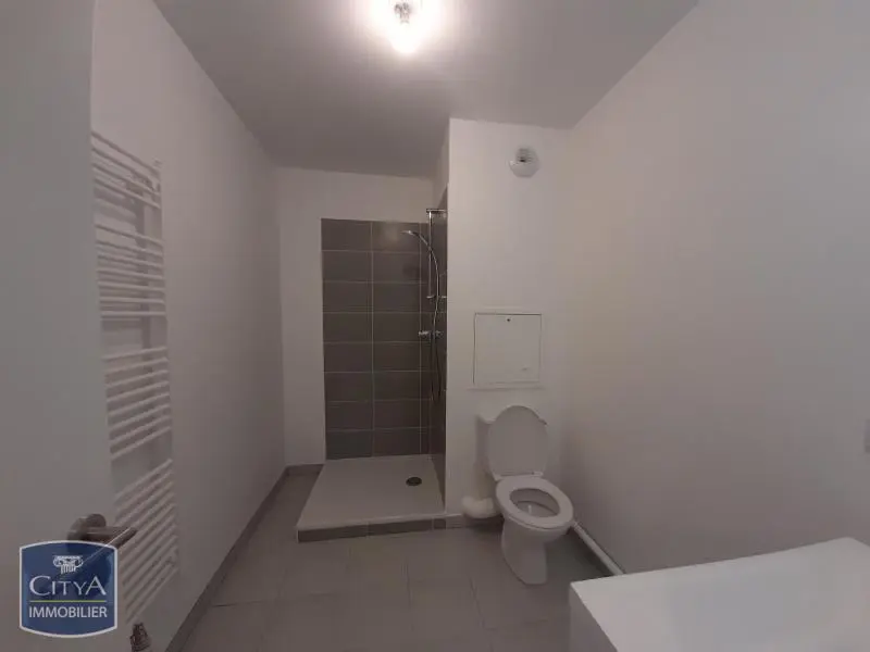 Photo 3 Appartement 1 pièce 26.8m²