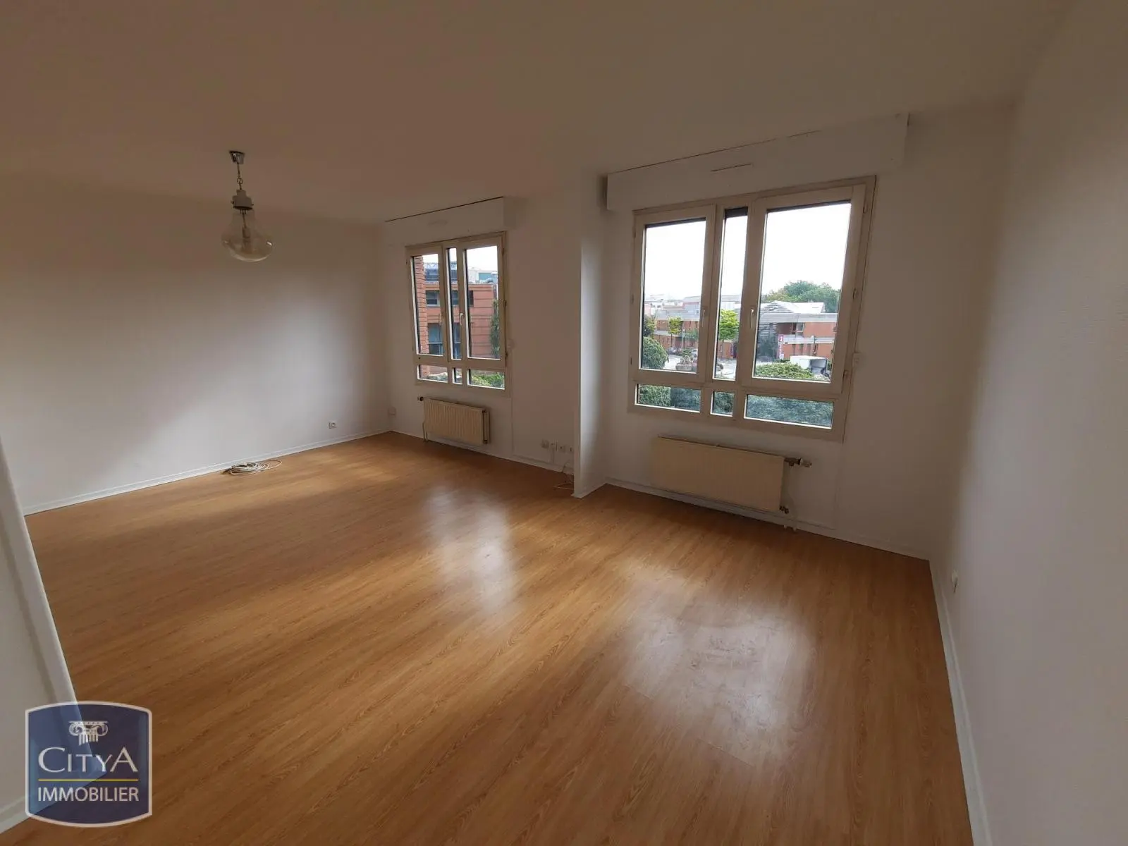 Photo 1 Appartement 1 pièce 31.8m²
