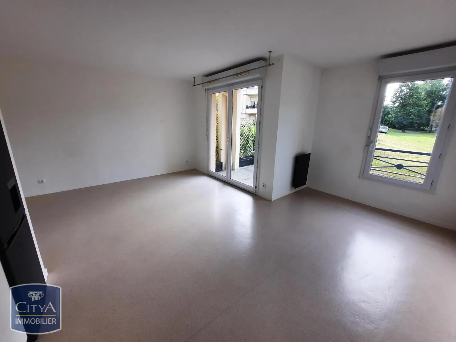 Photo 2 Appartement 1 pièce 32m²