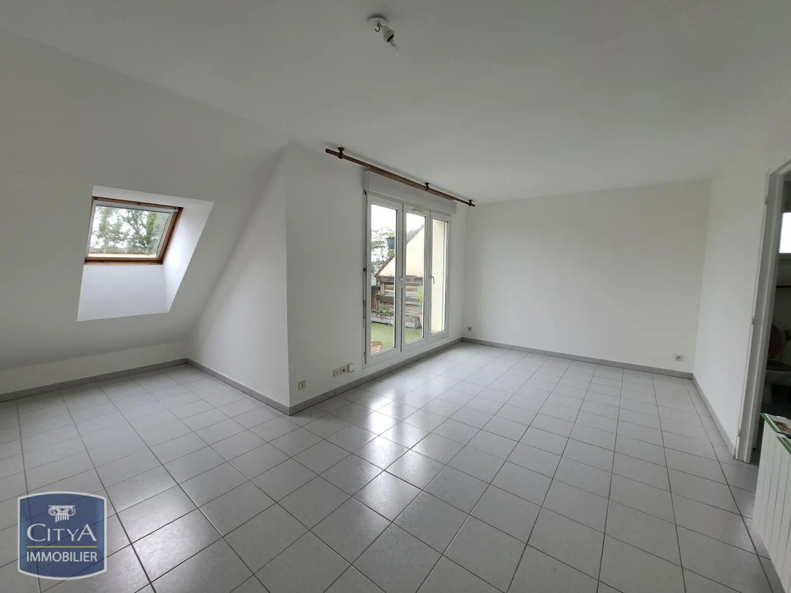 Photo 1 Appartement 2 pièces 55.76m²