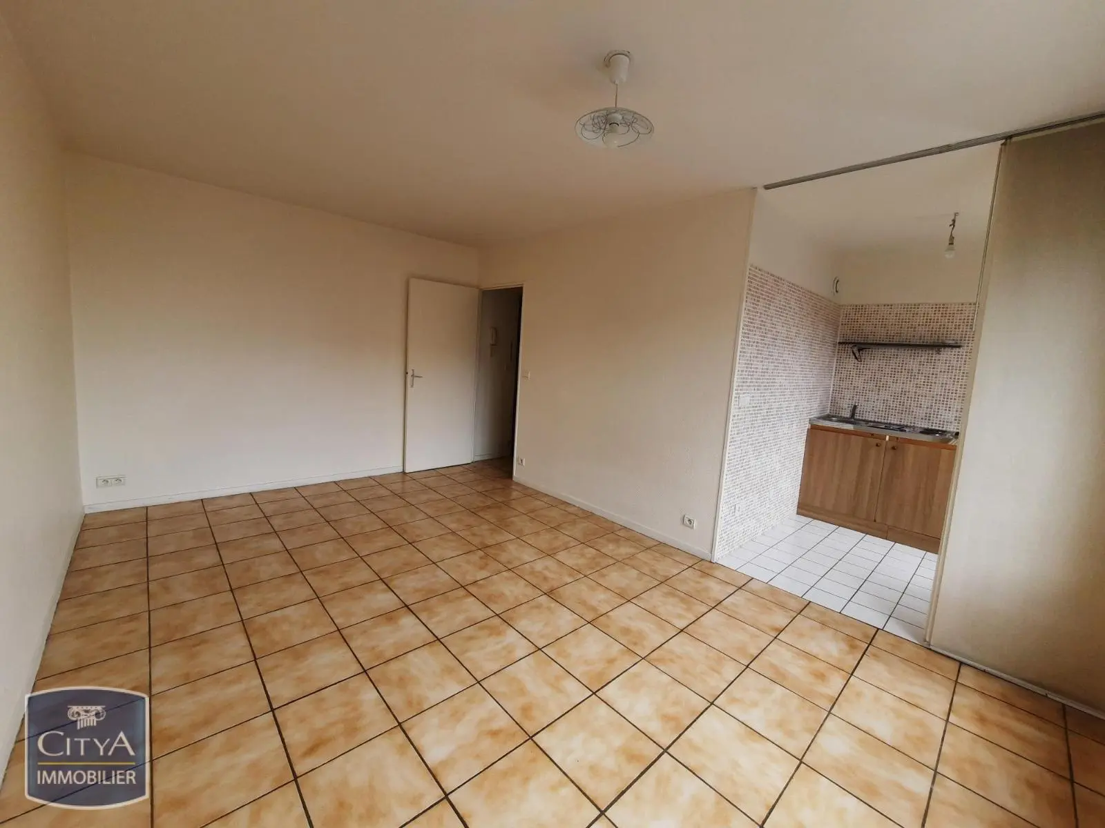 Photo 3 Appartement 1 pièce 26.42m²