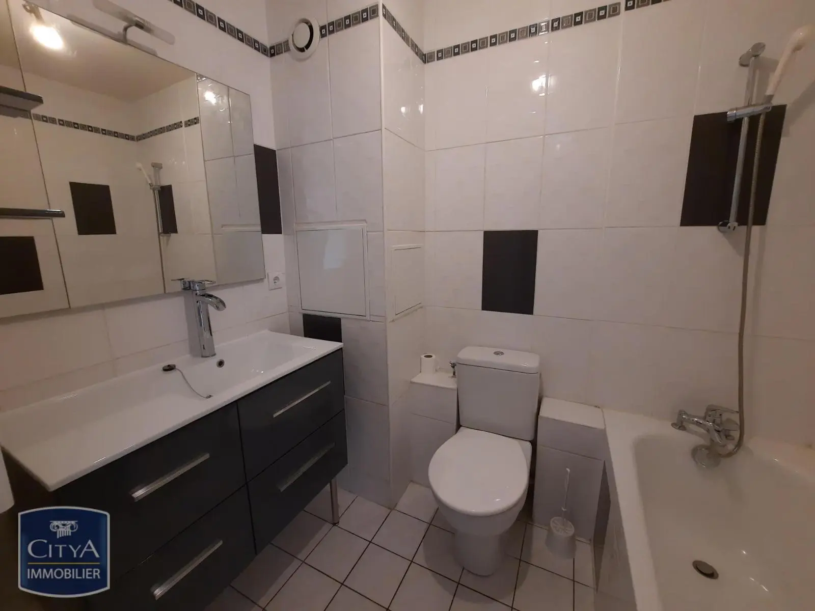 Photo 5 Appartement 1 pièce 26.42m²