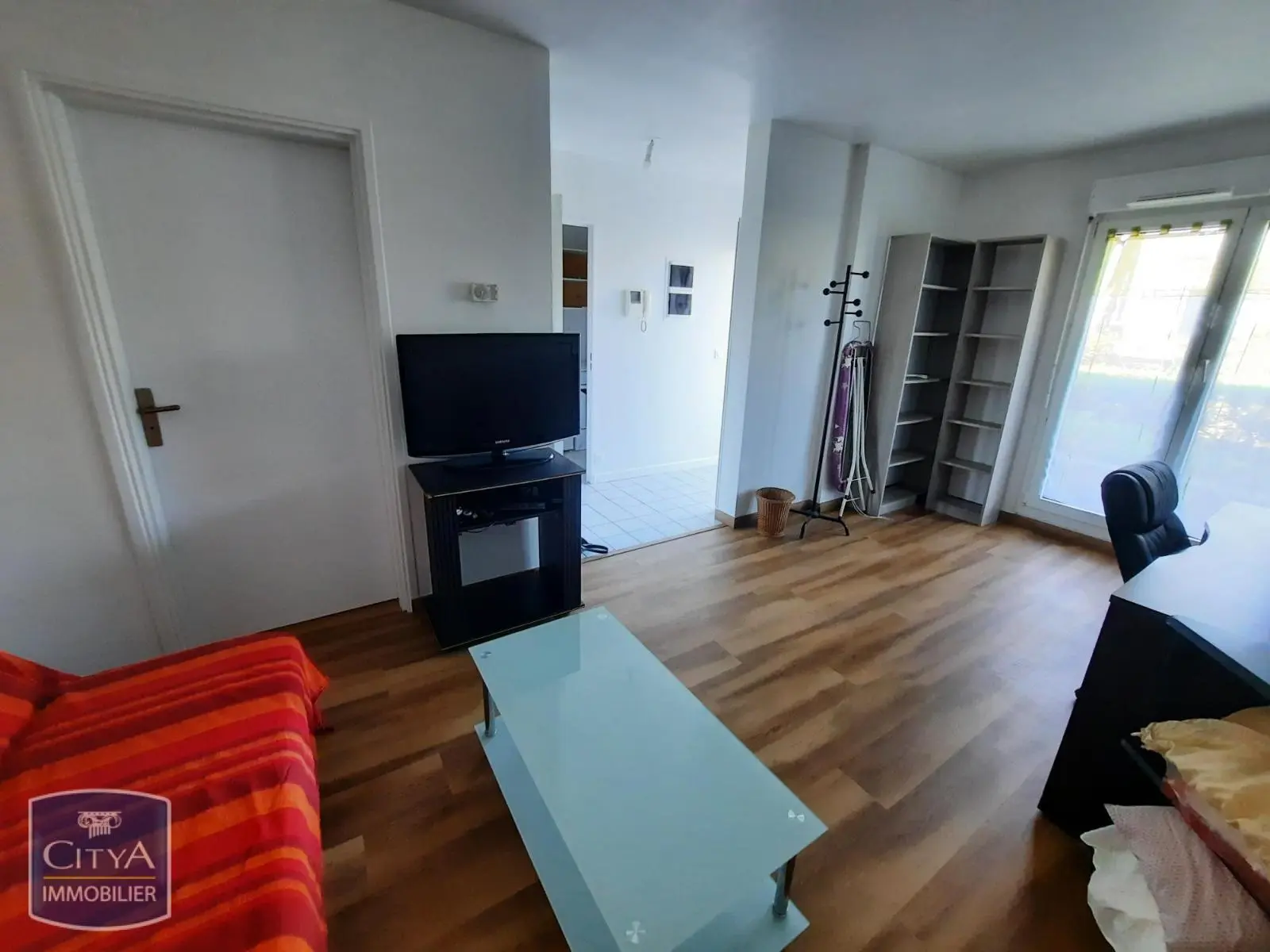 Photo 2 Appartement 1 pièce 27.53m²