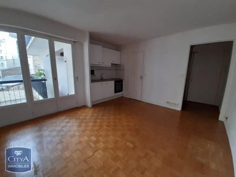 Photo 2 Appartement 1 pièce 23.09m²