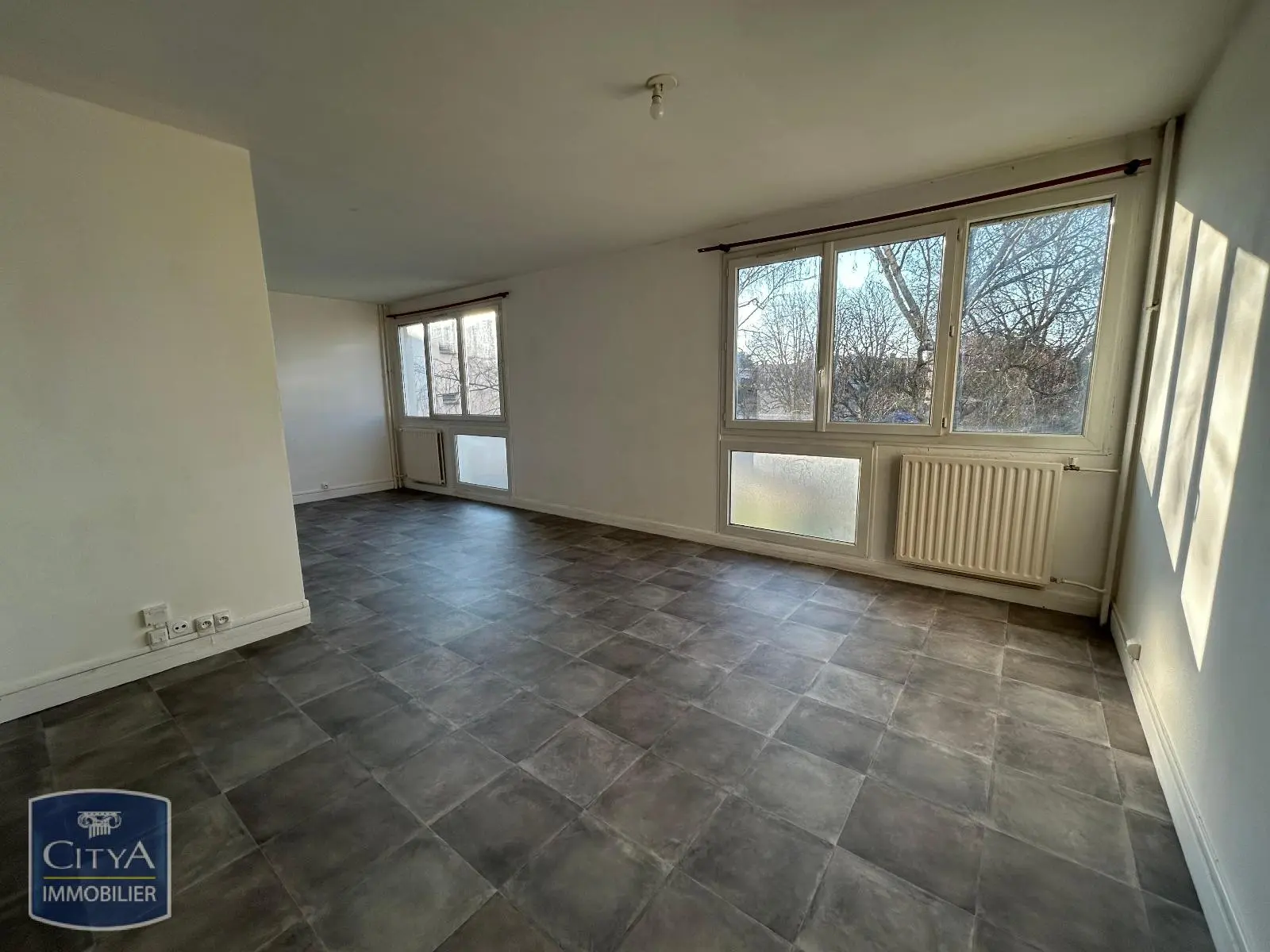 Photo 2 Appartement 1 pièce 36.76m²