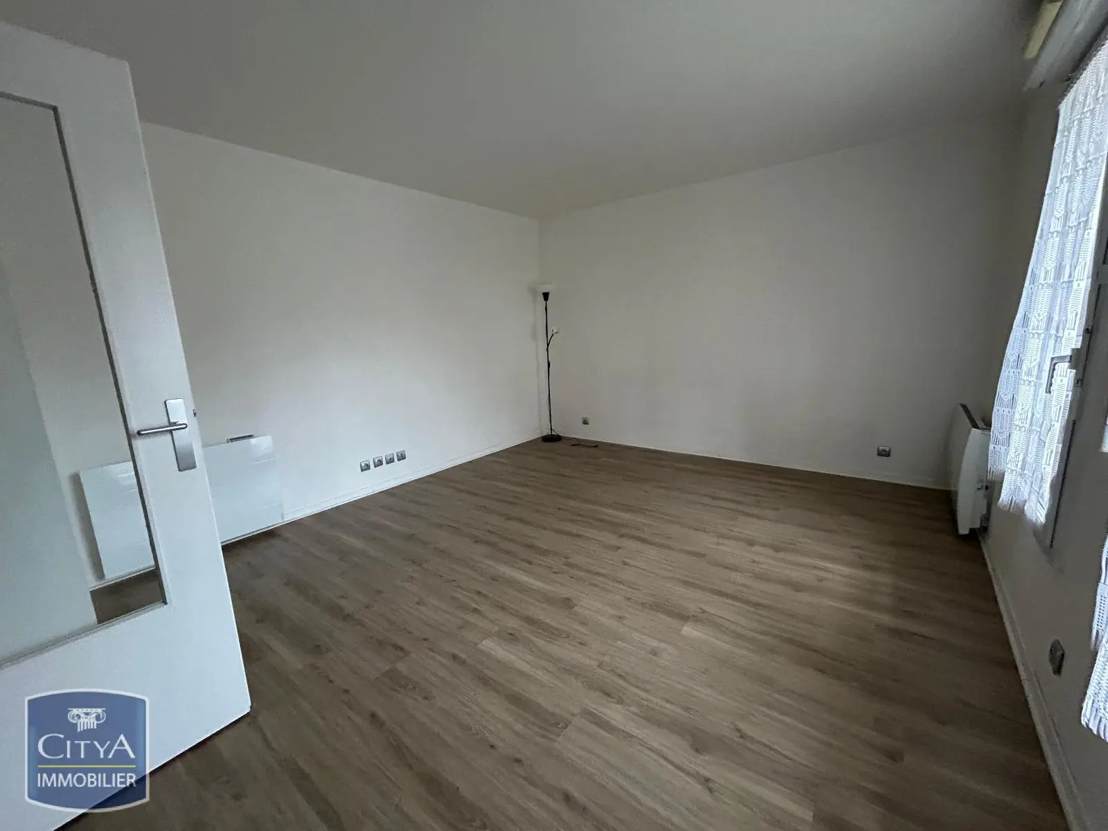 Photo 3 Appartement 1 pièce 32.85m²