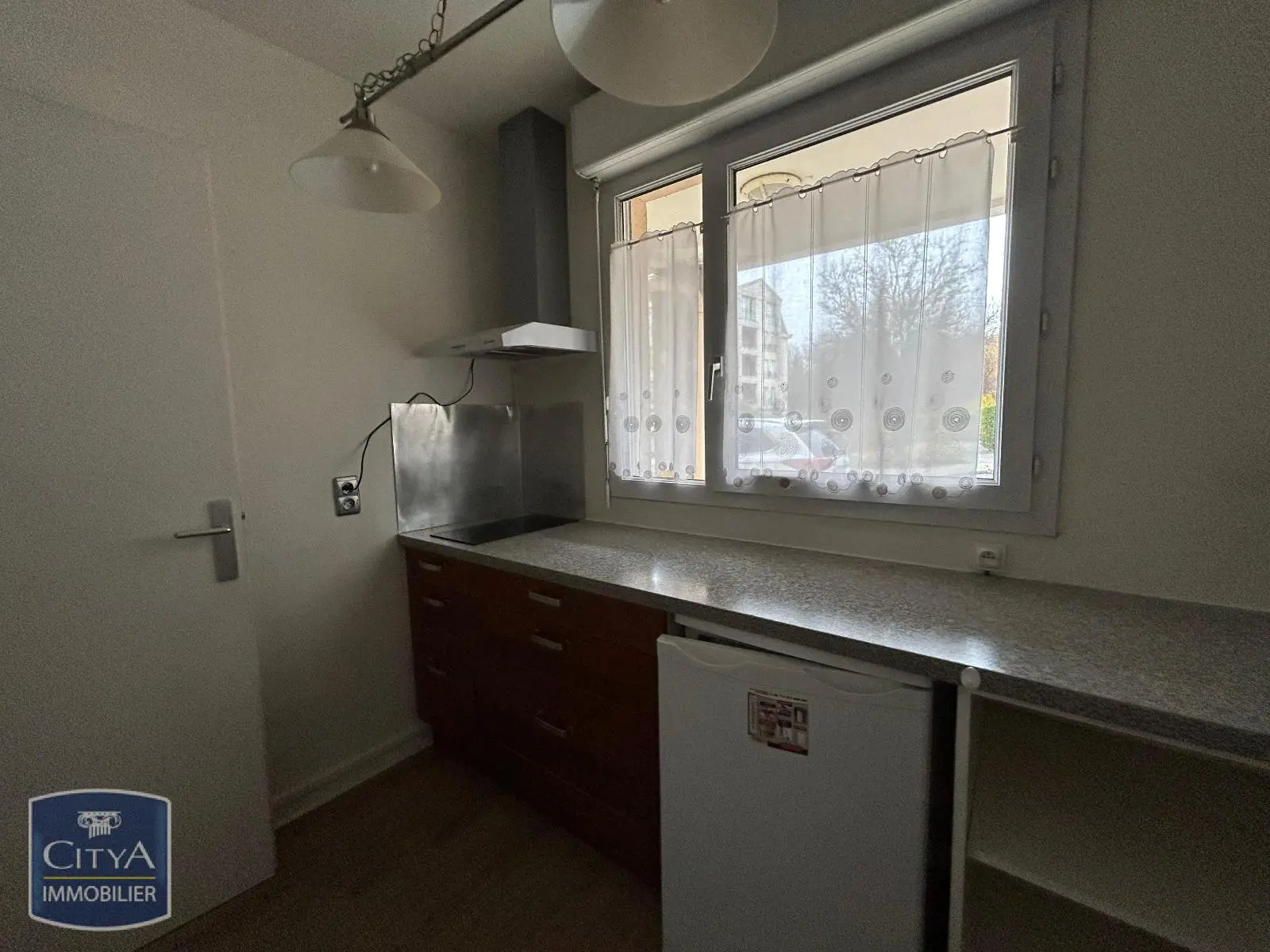 Photo 2 Appartement 1 pièce 32.85m²