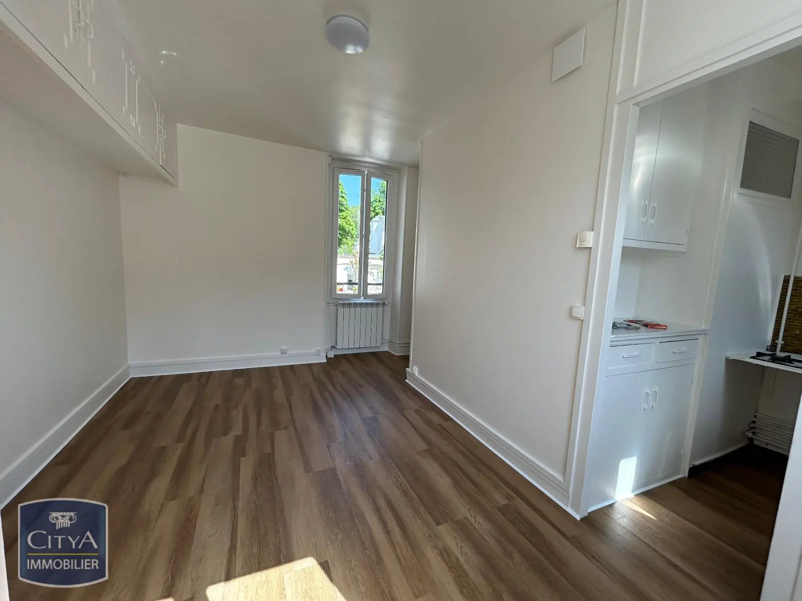 Photo 1 Appartement 1 pièce 19.35m²