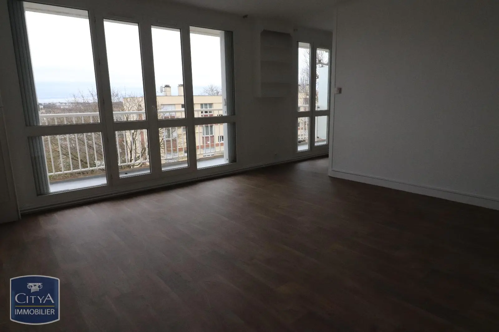 Photo 2 Appartement 4 pièces 80.73m²