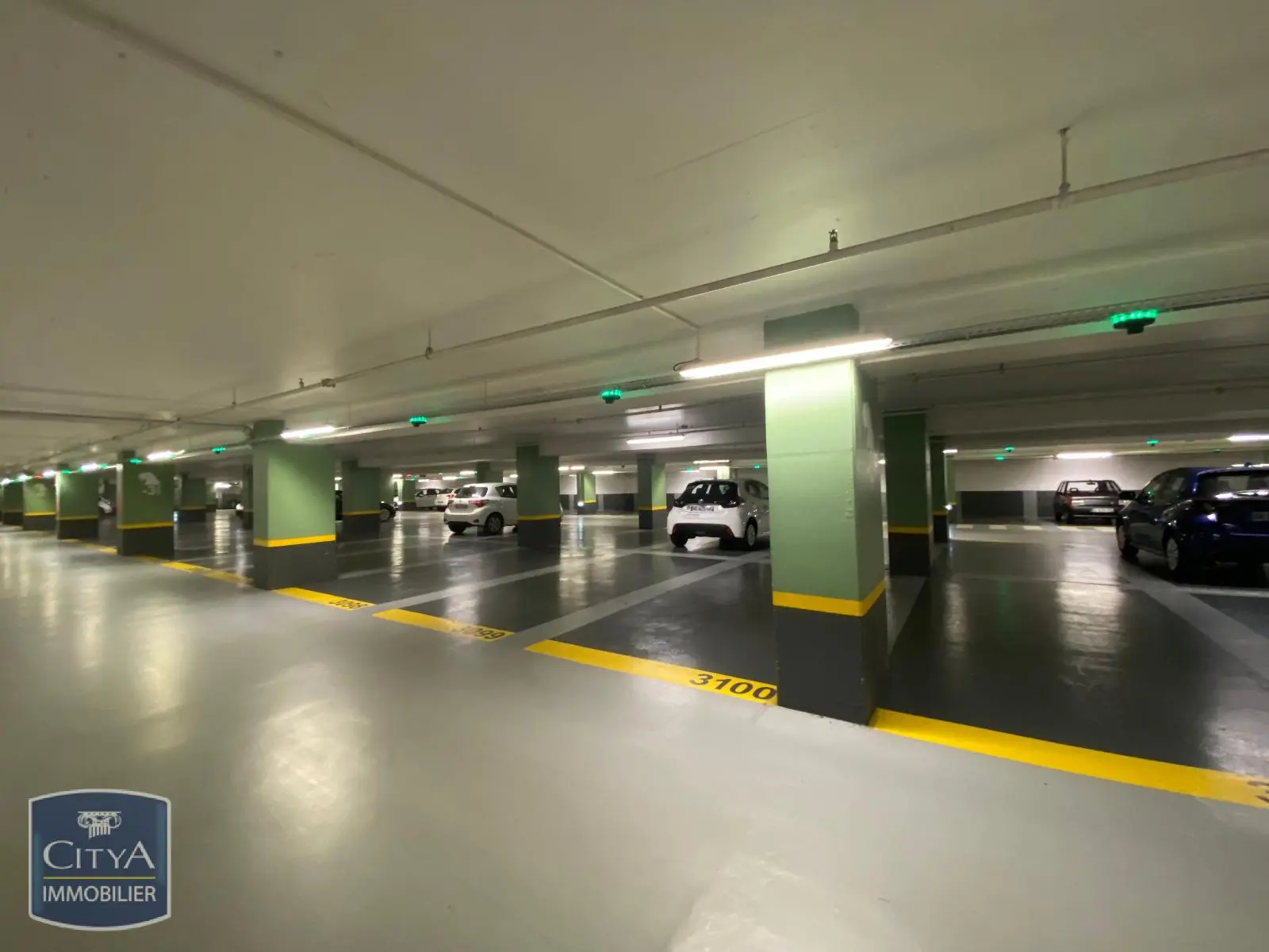 Photo 2 Parking 10m²
