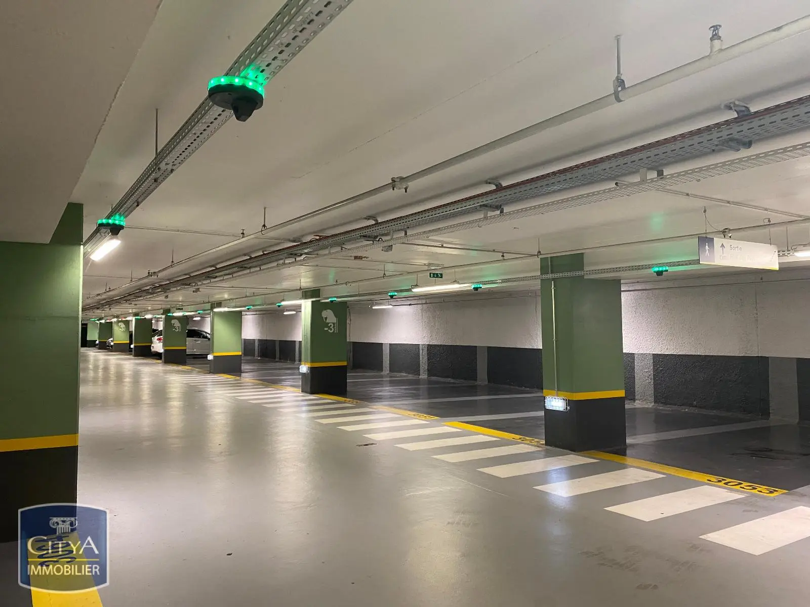 Photo 3 Parking 10m²