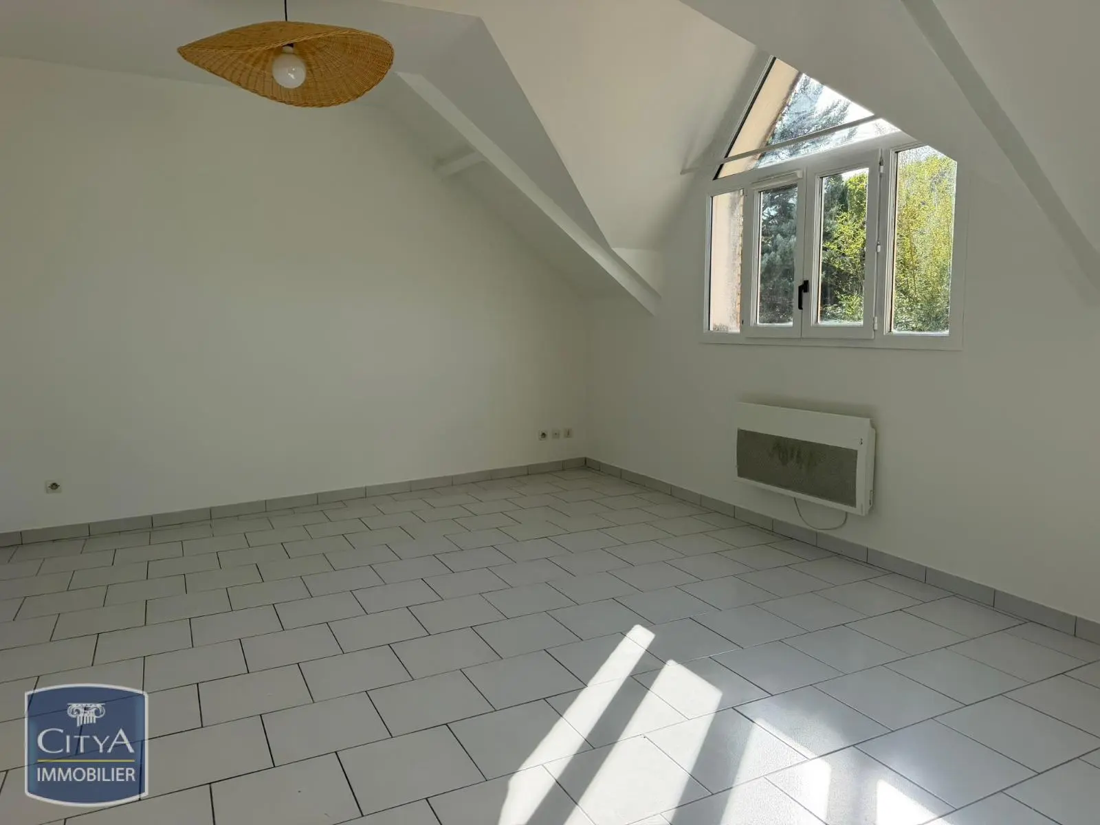 Photo 2 Appartement 1 pièce 28.96m²