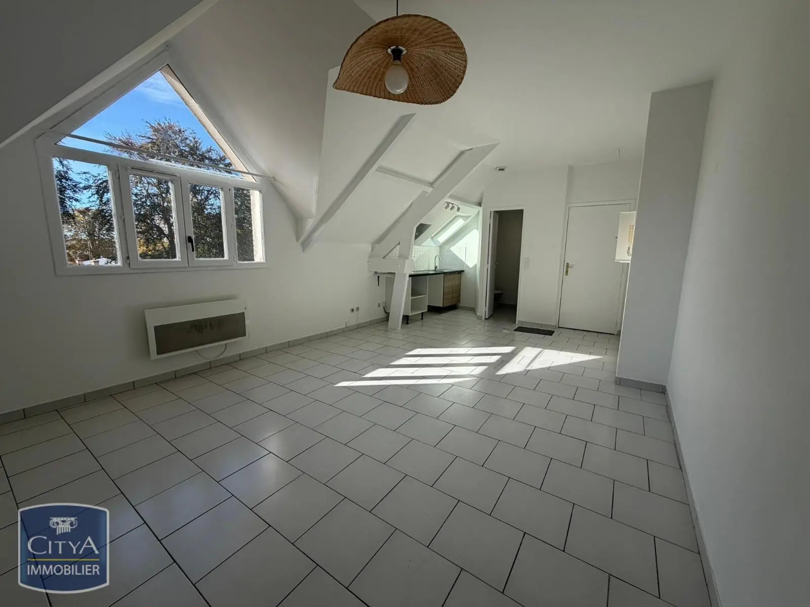 Photo 1 Appartement 1 pièce 28.96m²