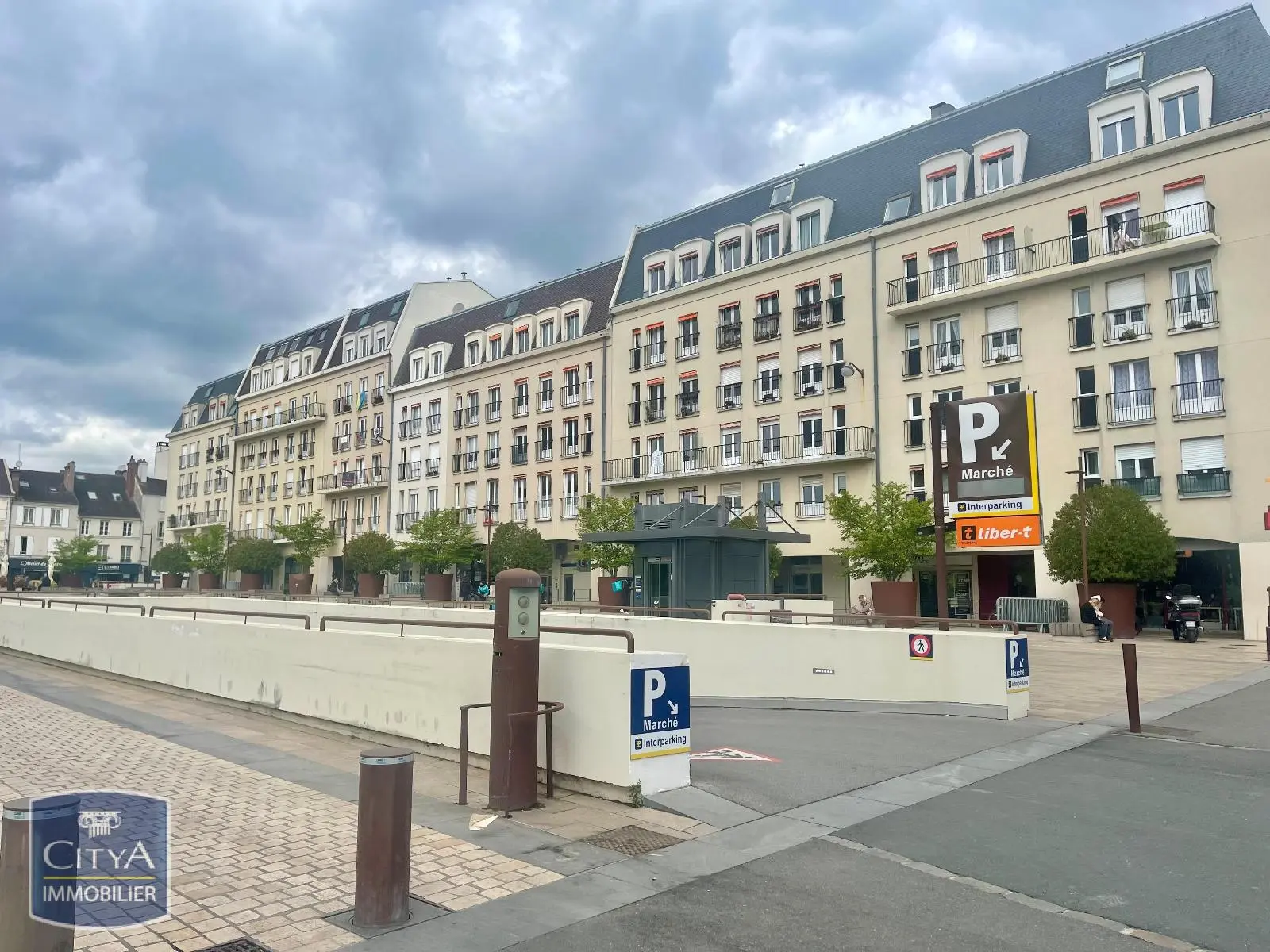 Photo 1 Parking 10m²