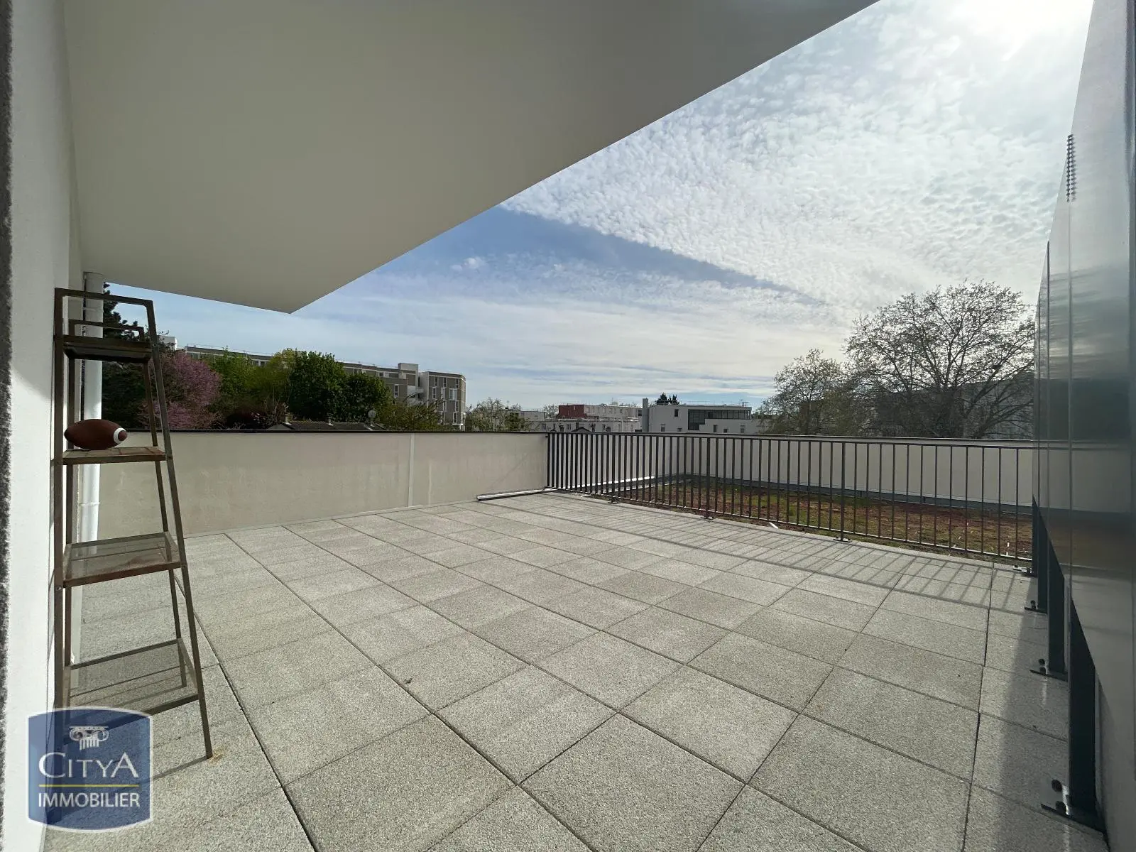 Photo 1 Appartement 4 pièces 83.98m²