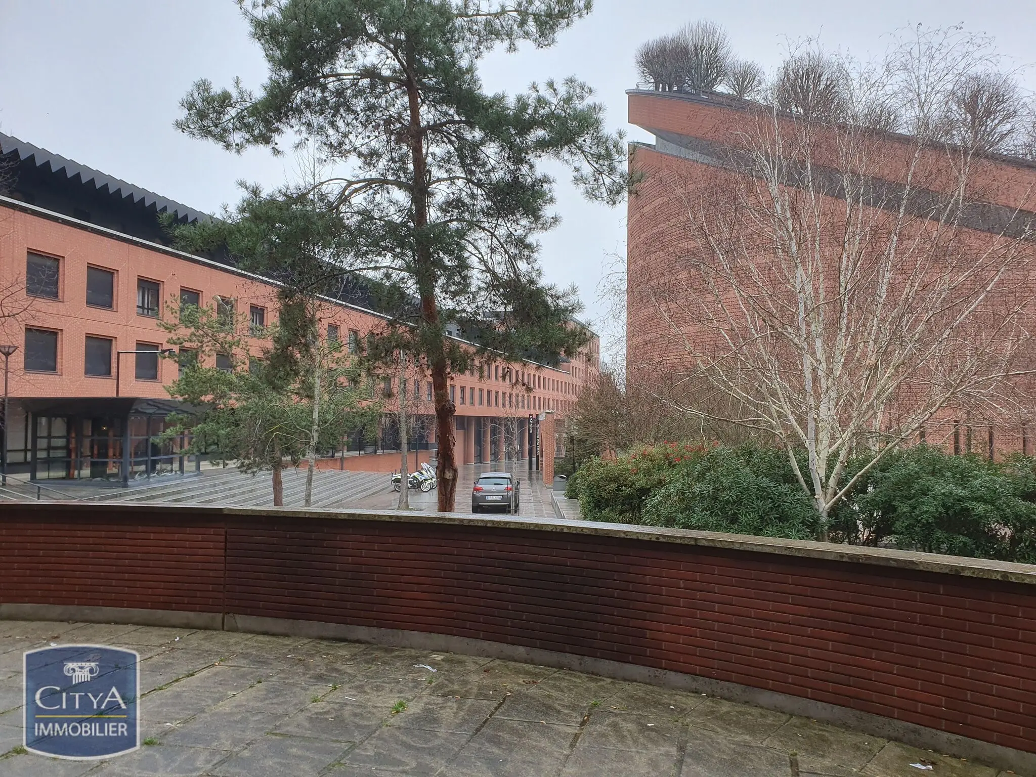 Photo 1 Appartement 1 pièce 31.8m²