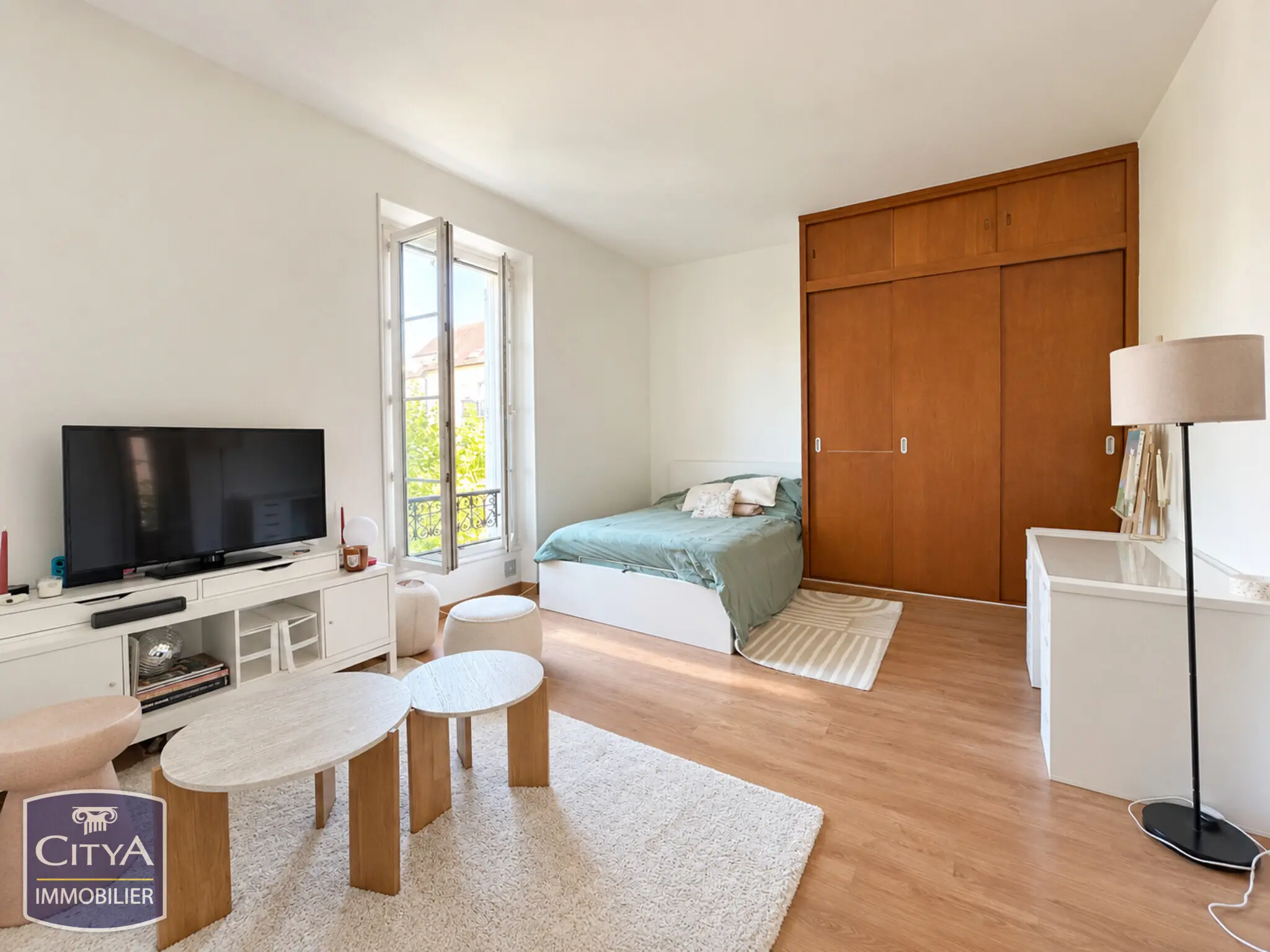 Photo 1 Appartement 1 pièce 28.72m²
