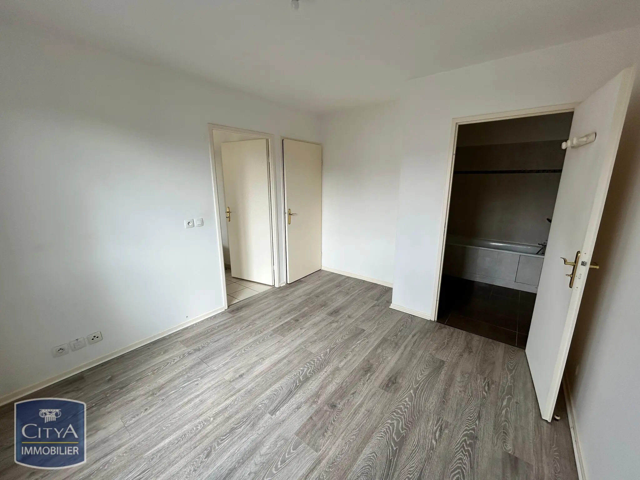 Photo 15 Appartement 2 pièces 43.9m²