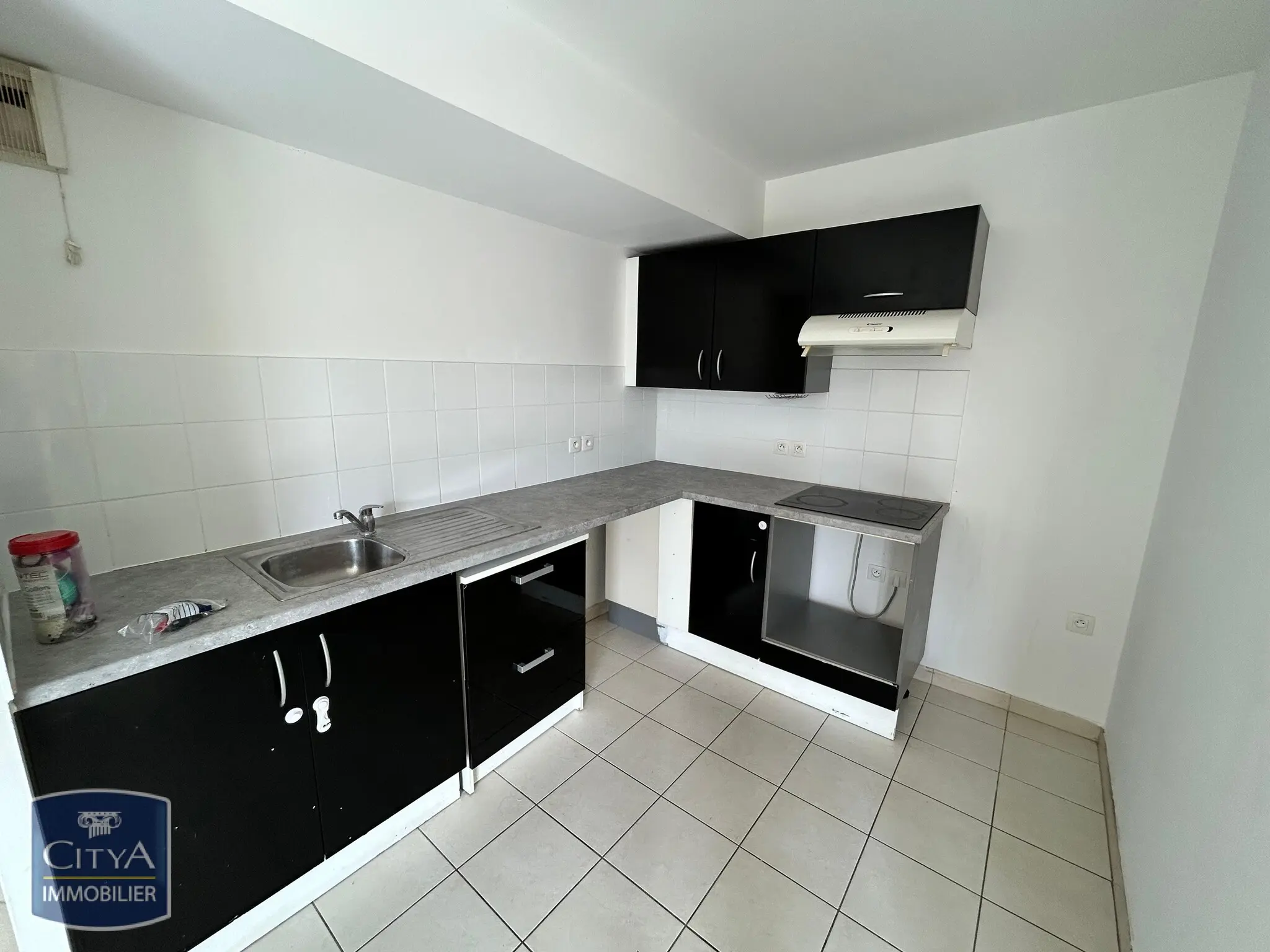 Corbeil-Essonnes (91100) Appartement 2 pièces 43.9m² photo 5