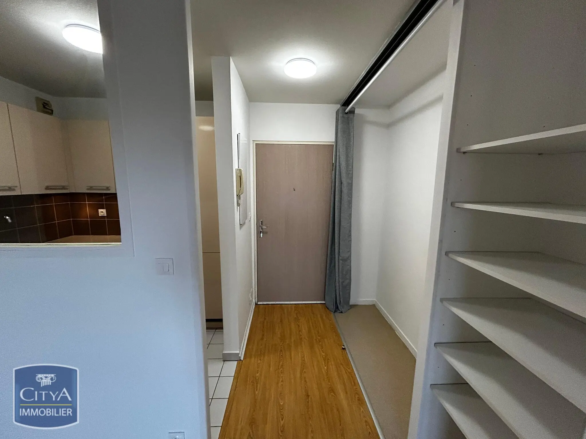 Photo 10 Appartement 1 pièce 31.8m²