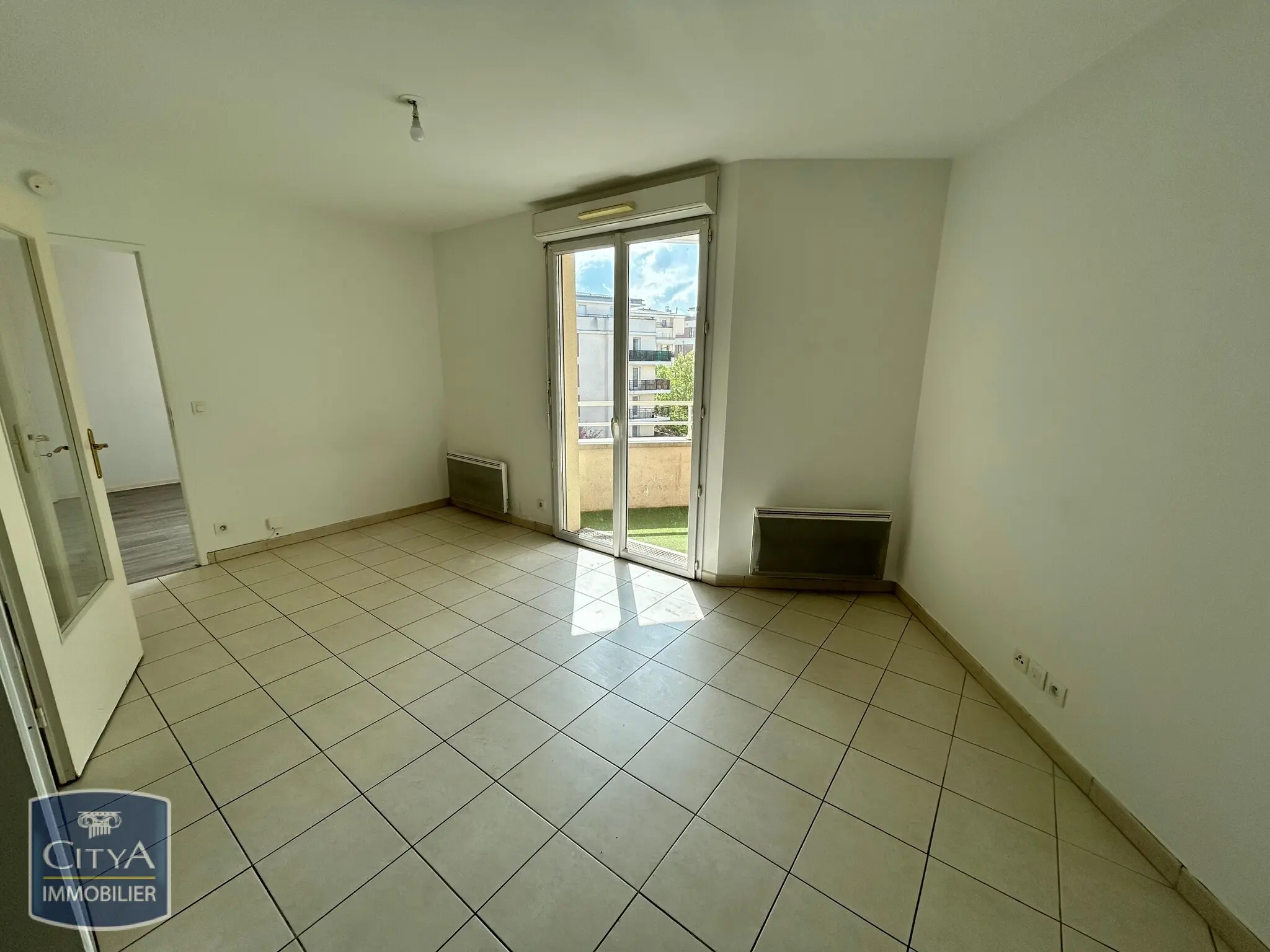 Photo 2 appartement Corbeil-Essonnes
