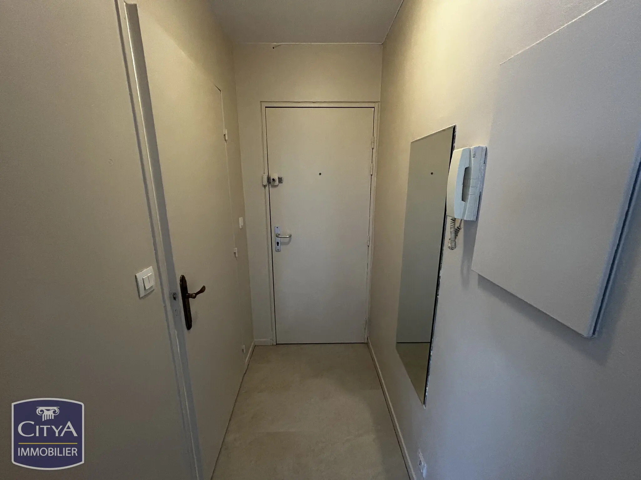 Photo 10 Appartement 1 pièce 30.6m²