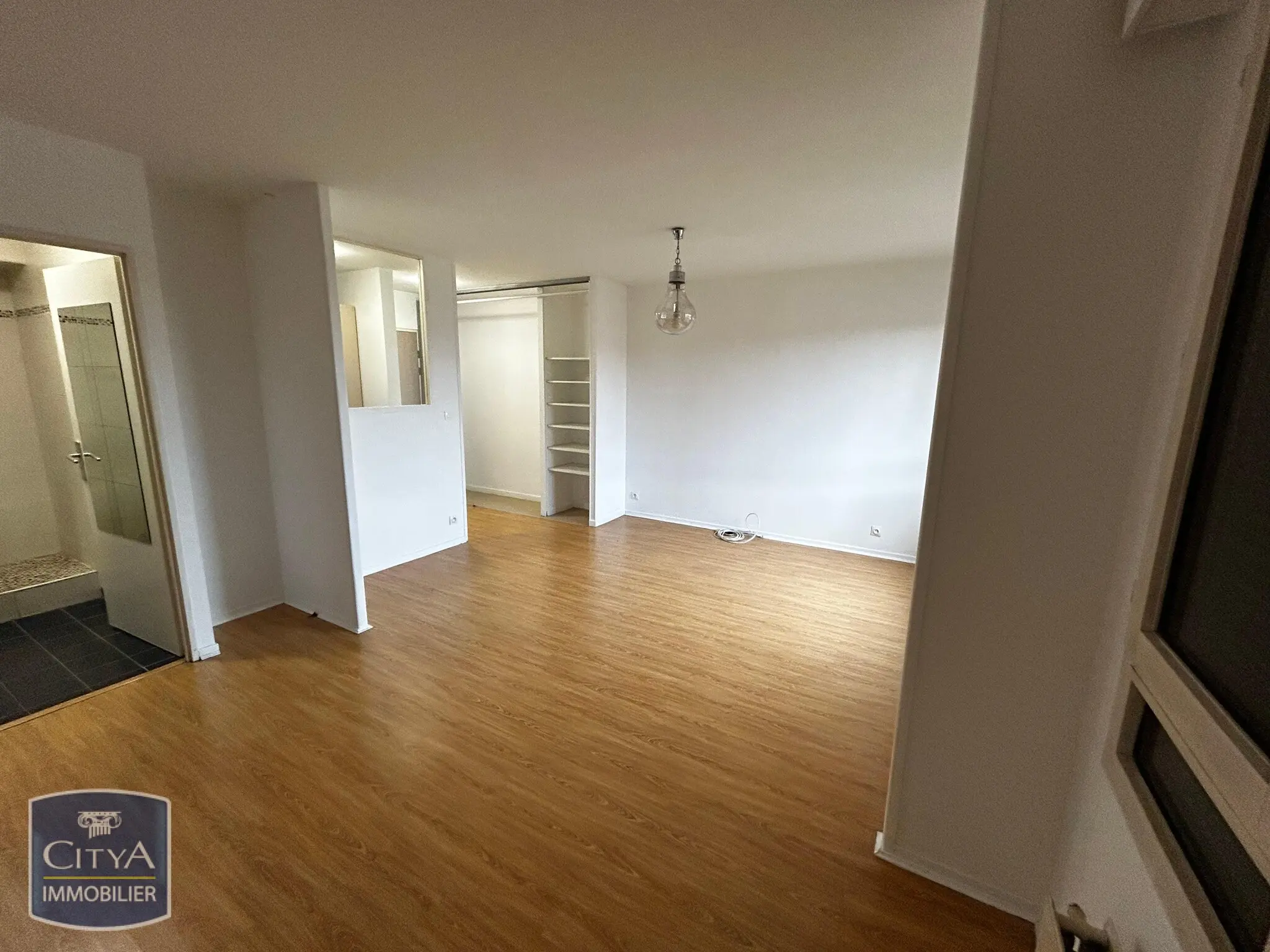 Photo 5 Appartement 1 pièce 31.8m²