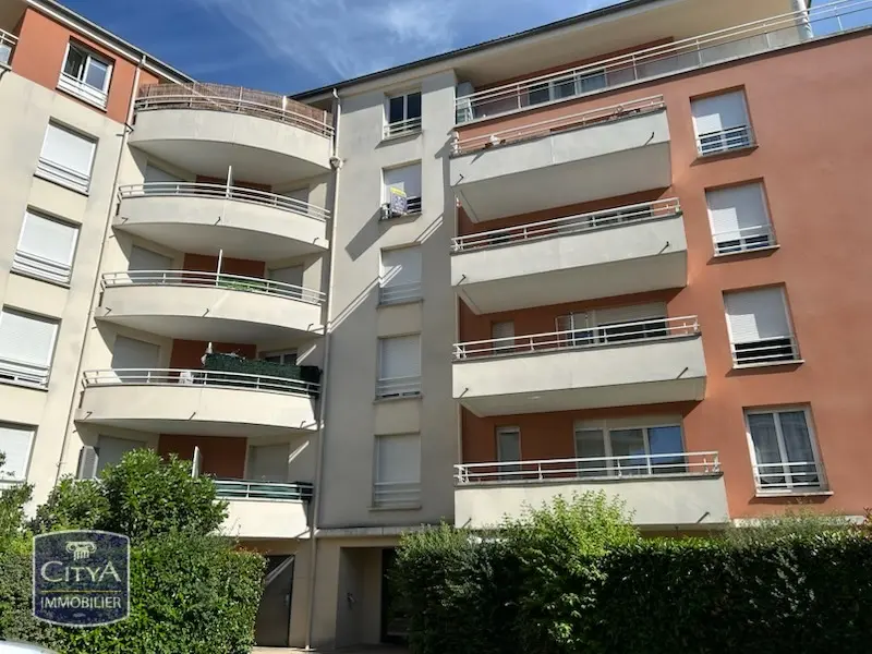 Photo 1 Appartement 1 pièce 34m²