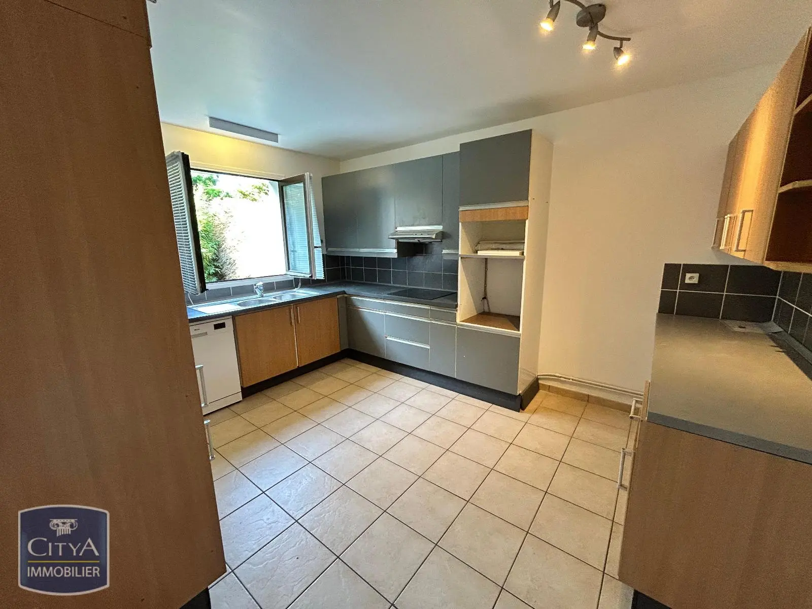 Photo 13 Maison 6 pièces 157m²