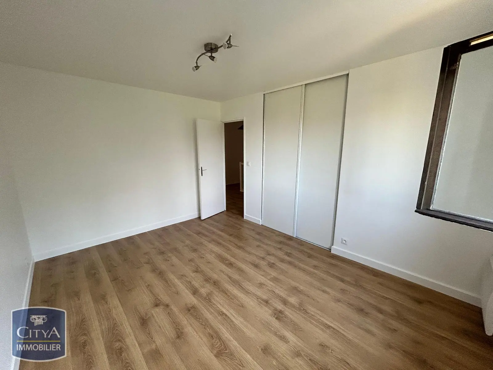 Photo 34 Maison 6 pièces 157m²