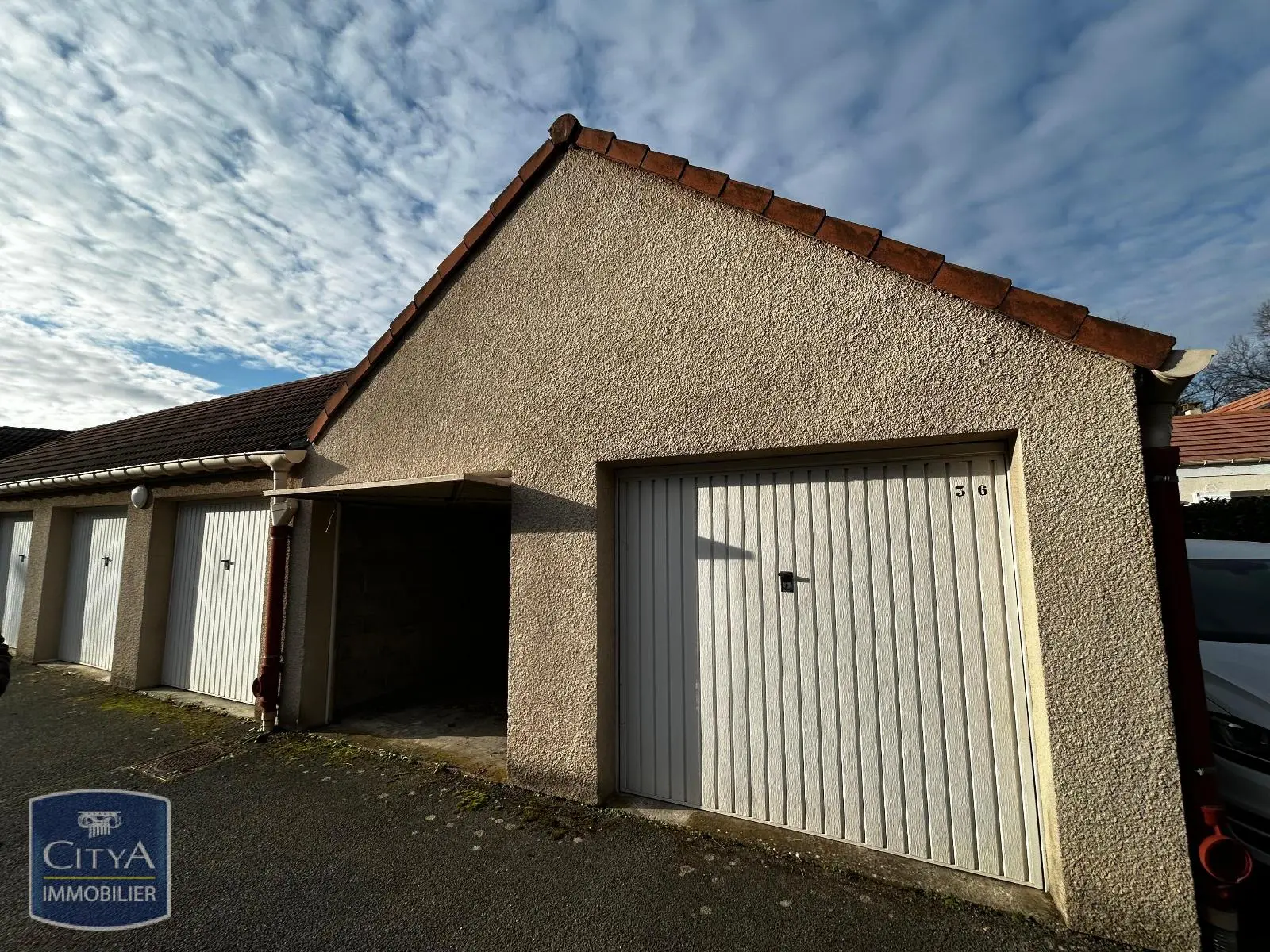 Photo 1 Parking 13m²