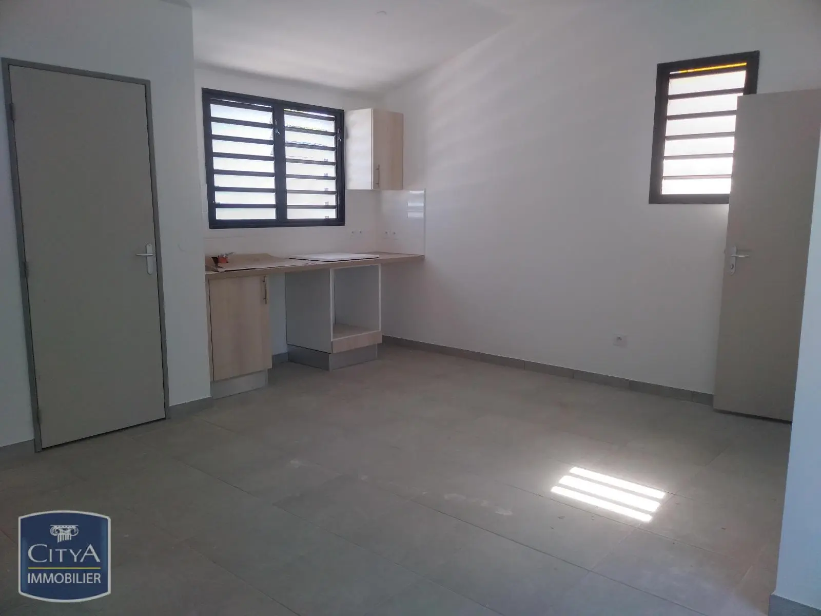 Photo 2 Appartement 1 pièce 29m²